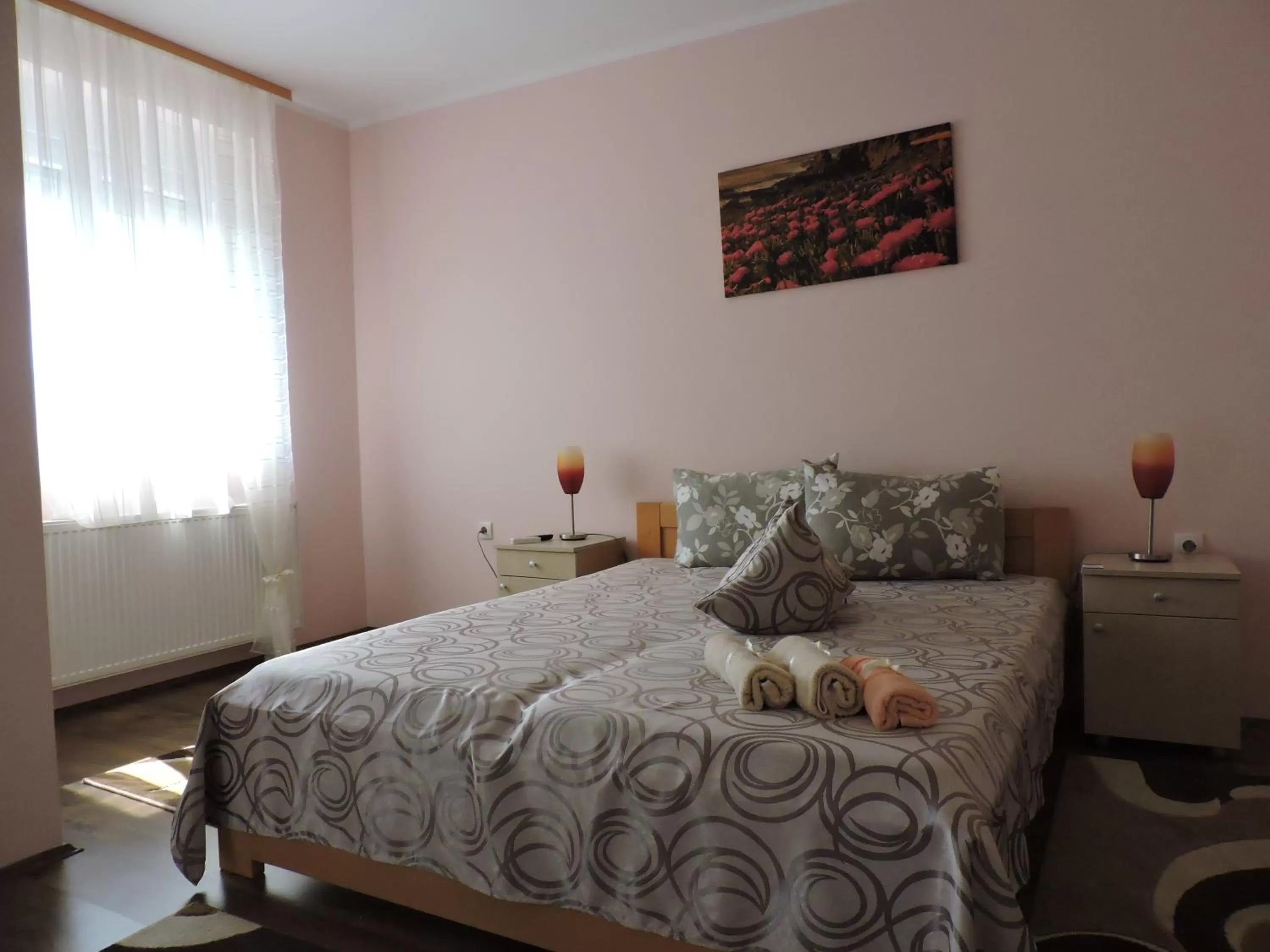 Bedroom, Bed in B&B Zmajevo Gnezdo 021