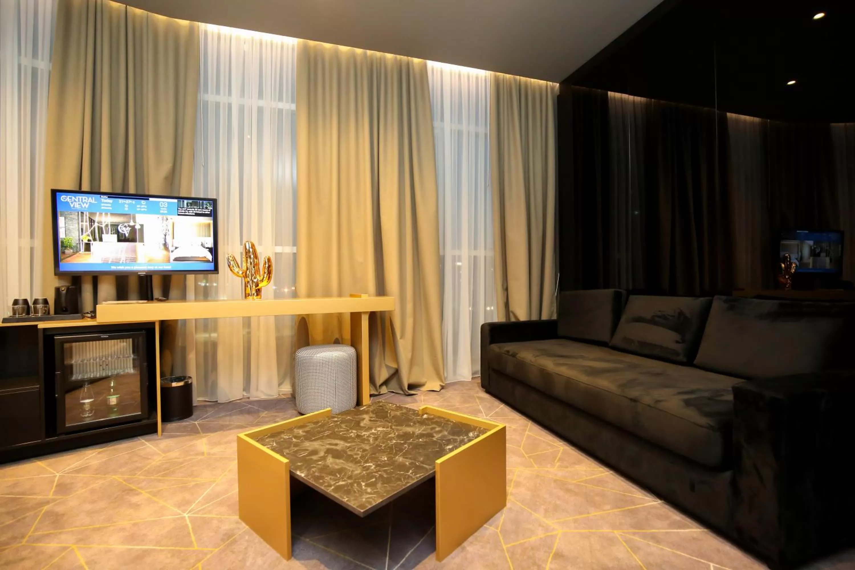 TV and multimedia in The Central View Boutique Hotel