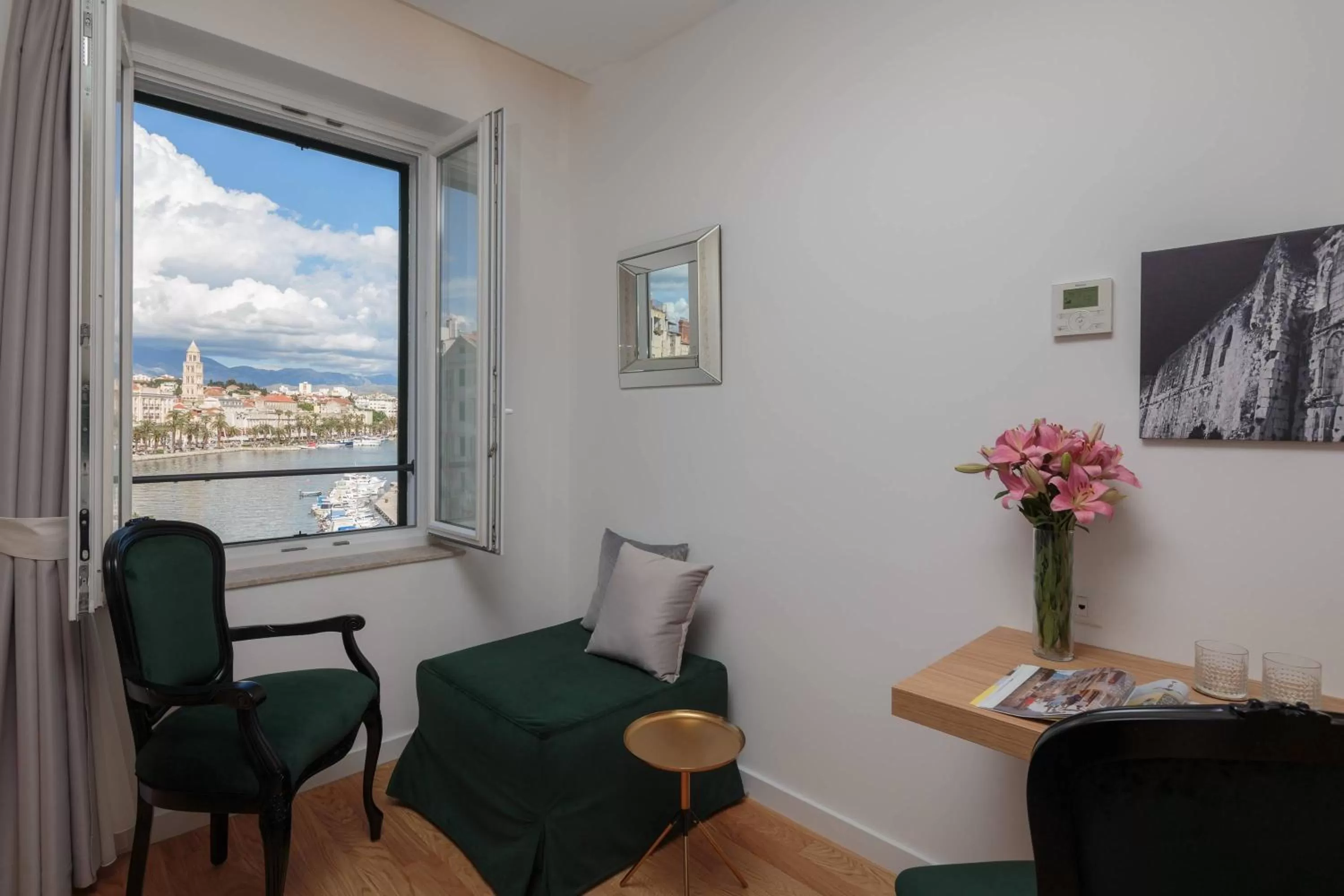 City view in Belvedere Luxury Rooms - Breathtaking View