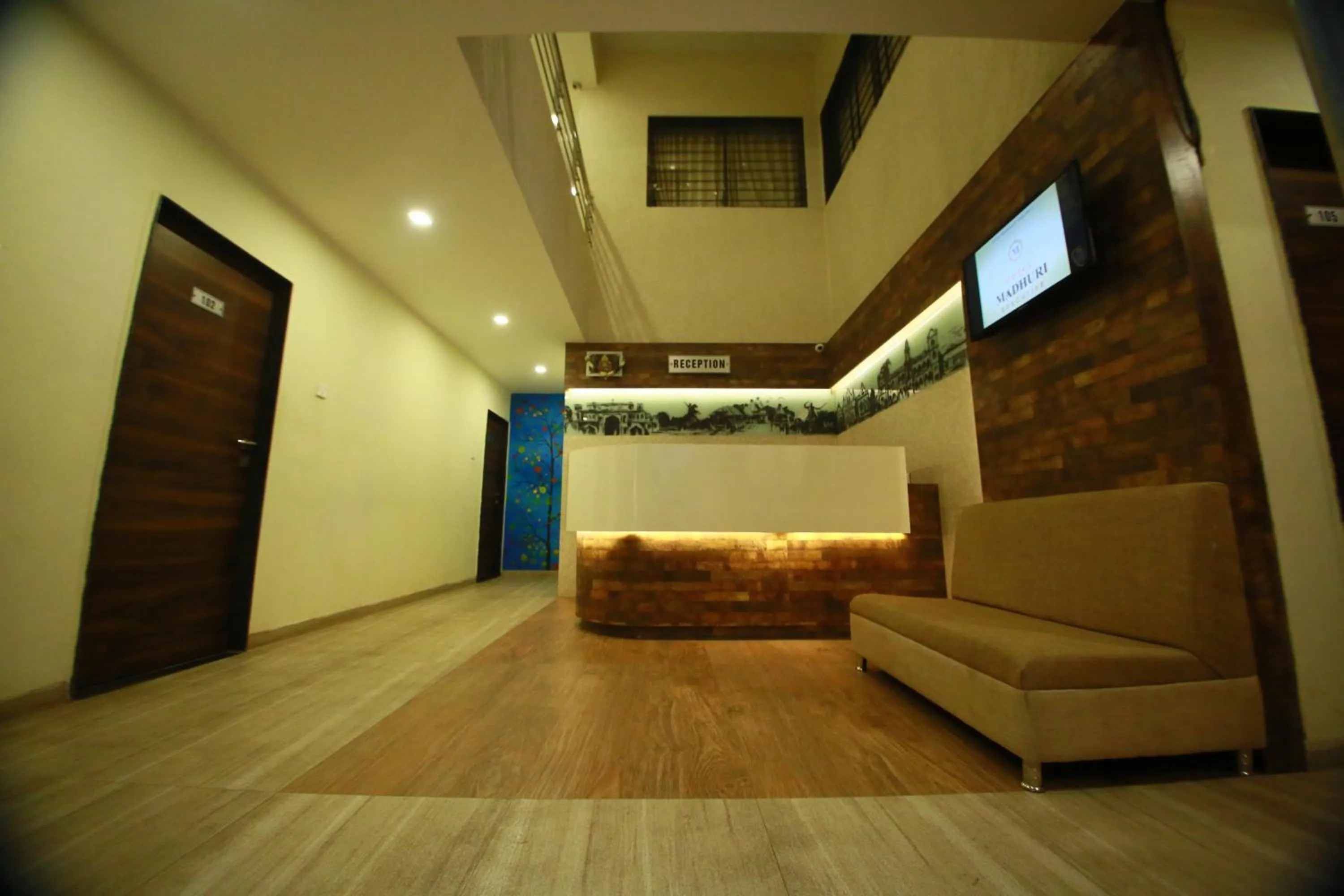Lobby or reception in Hotel Madhuri Executive