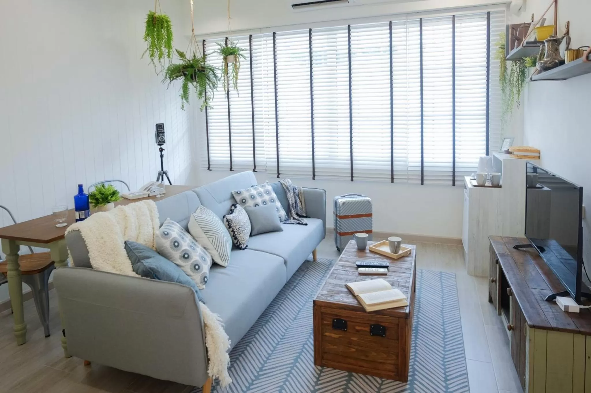 TV and multimedia in Hide and Seek Boutique Hometel