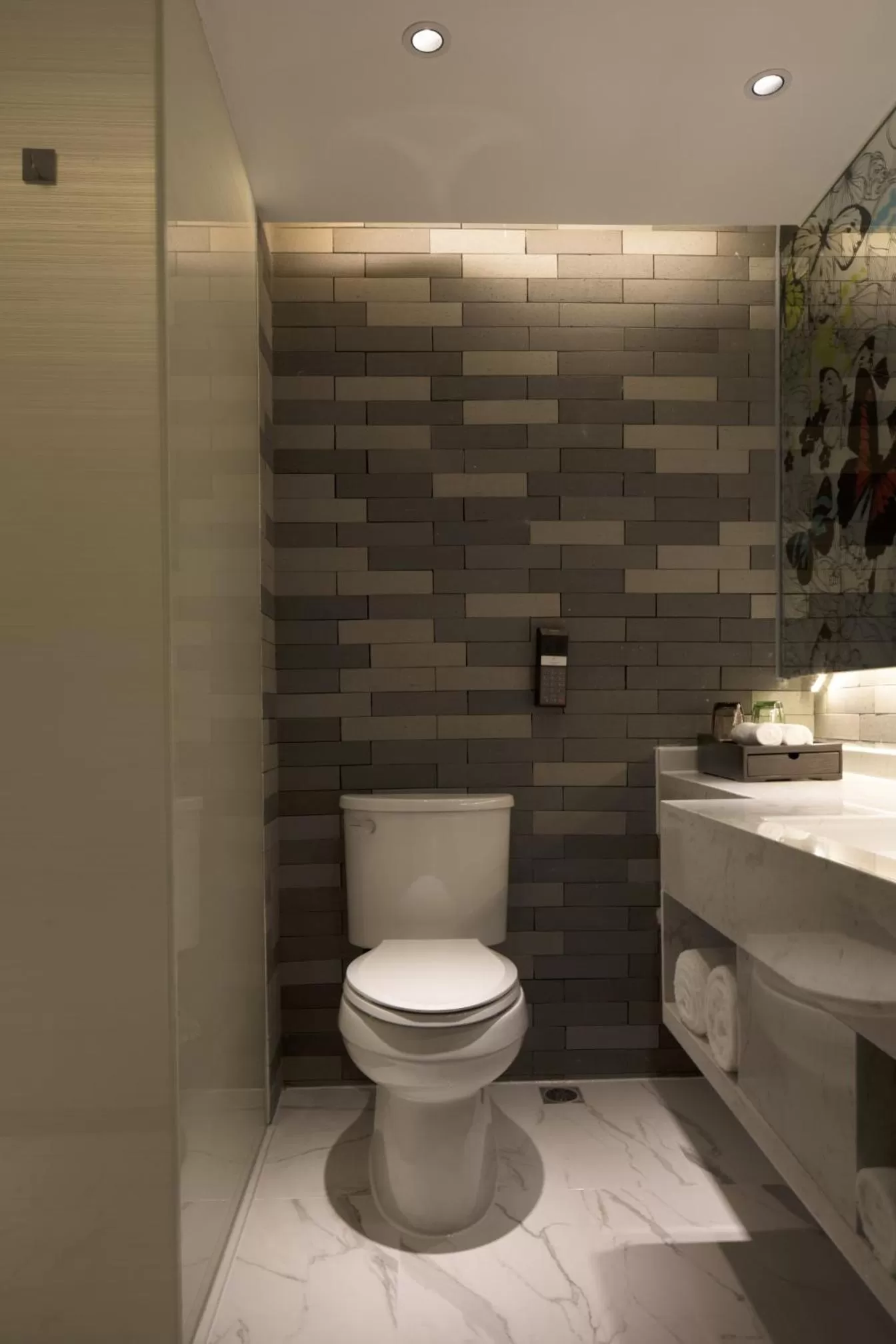 Toilet in Paco Hotel GuangZhou Zoo Metro Branch