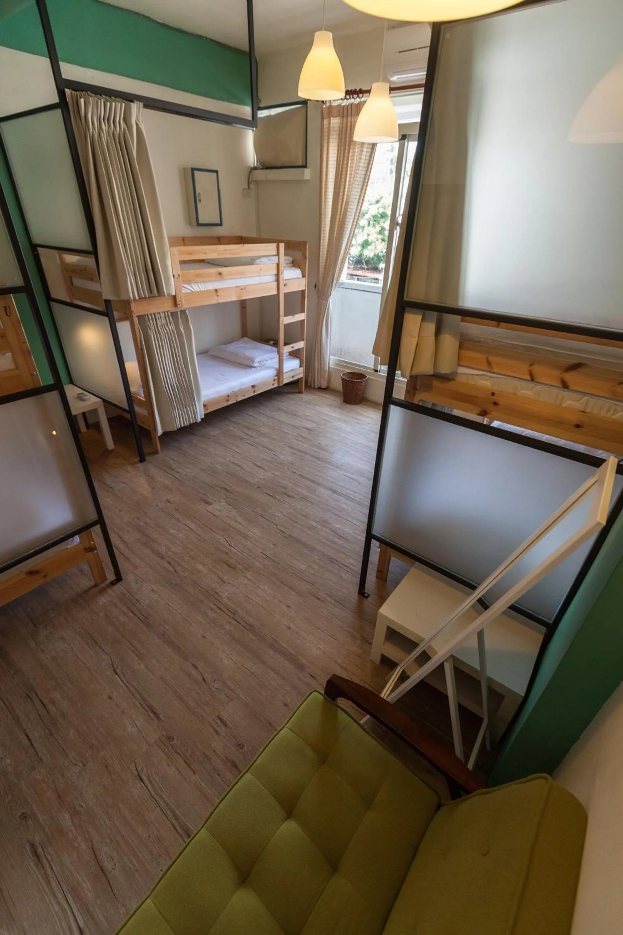 Photo of the whole room, Bed in Sleeping Boot Hostel