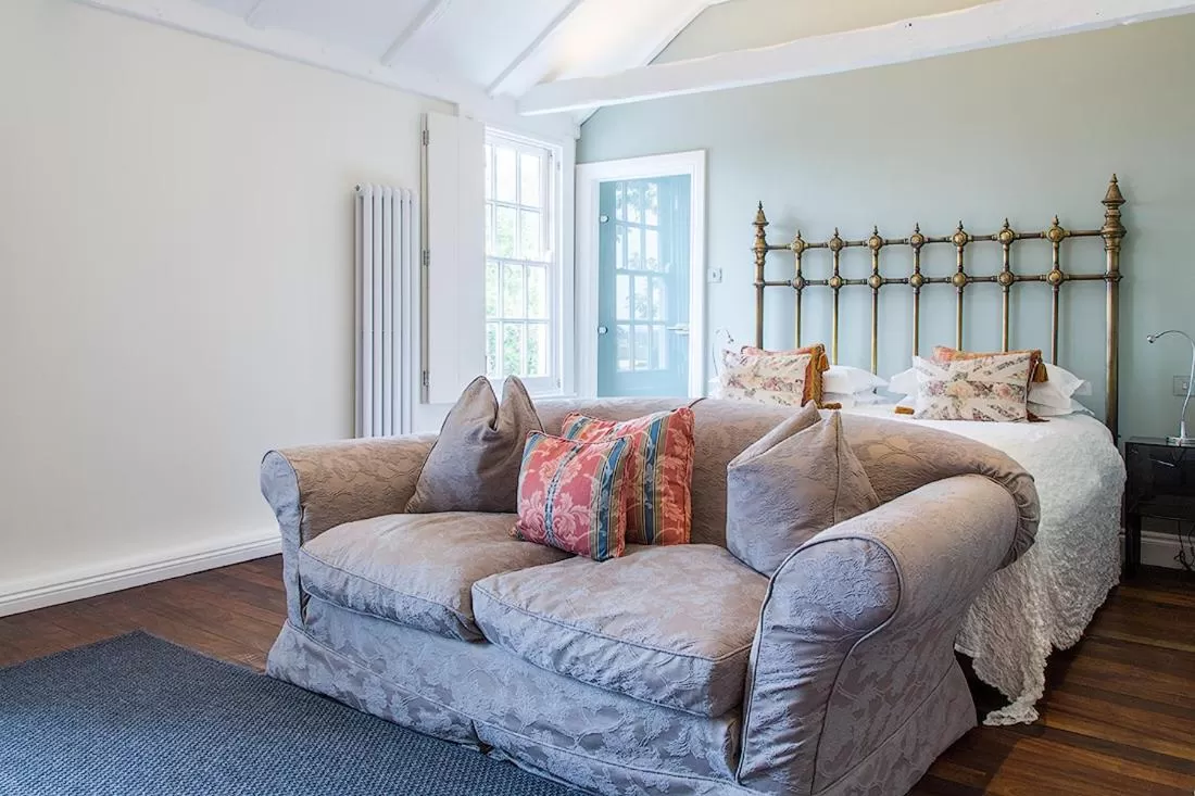 Seating area in The Bell Inn Hotel