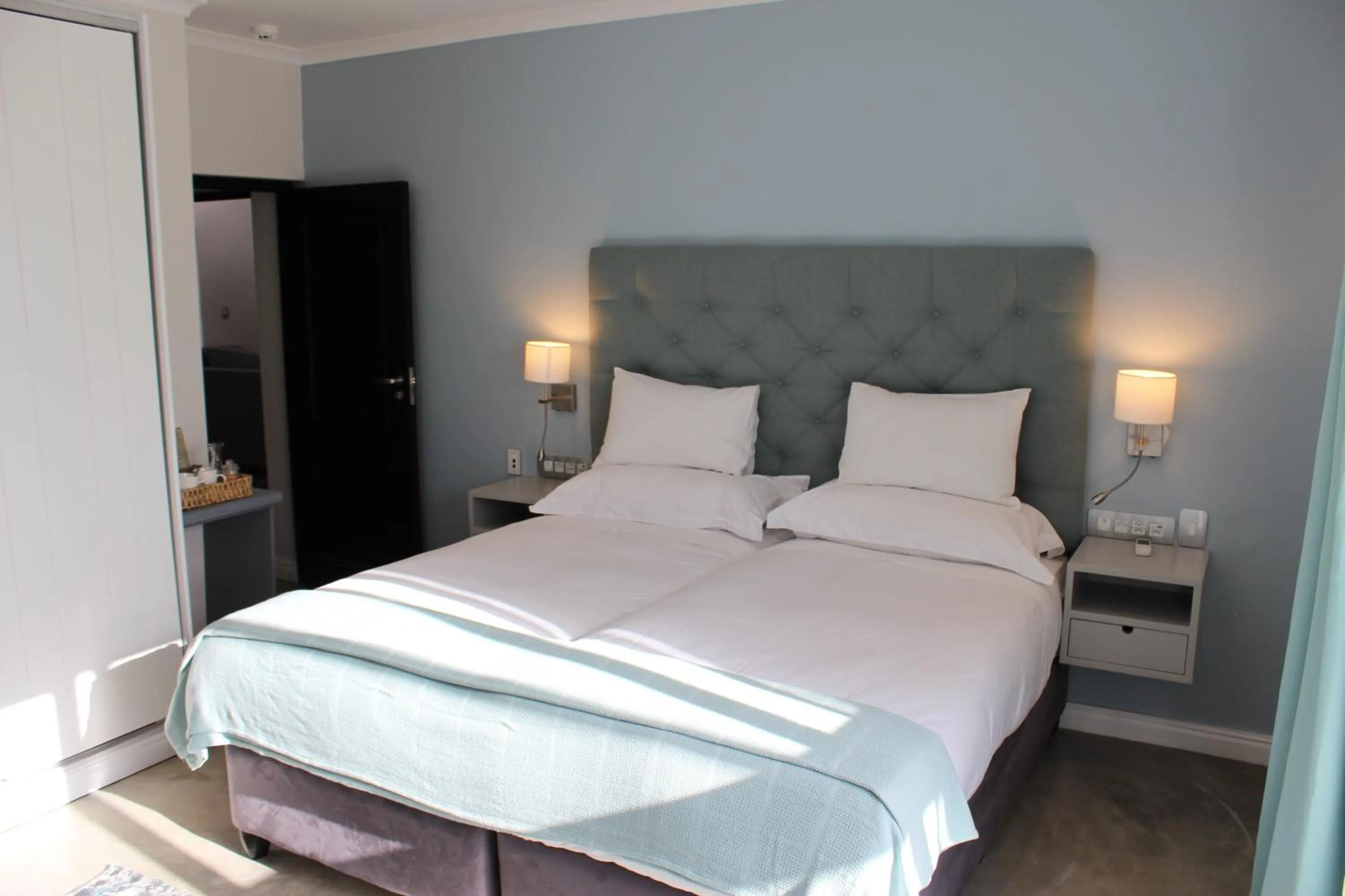 Other, Bed in Whale Rock Luxury Lodge