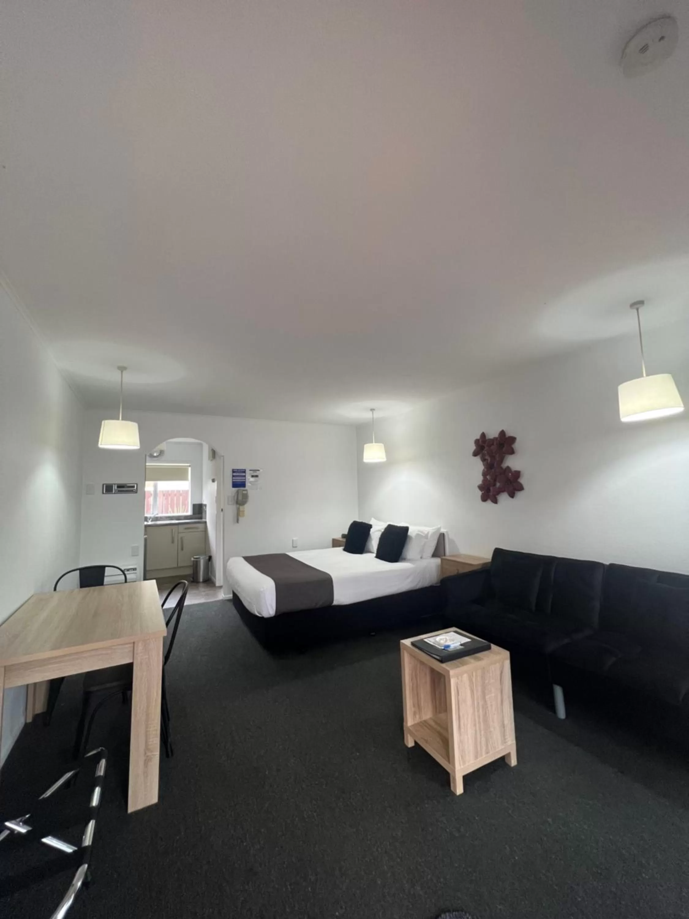 Bedroom, Bed in ASURE Green Gables Motel