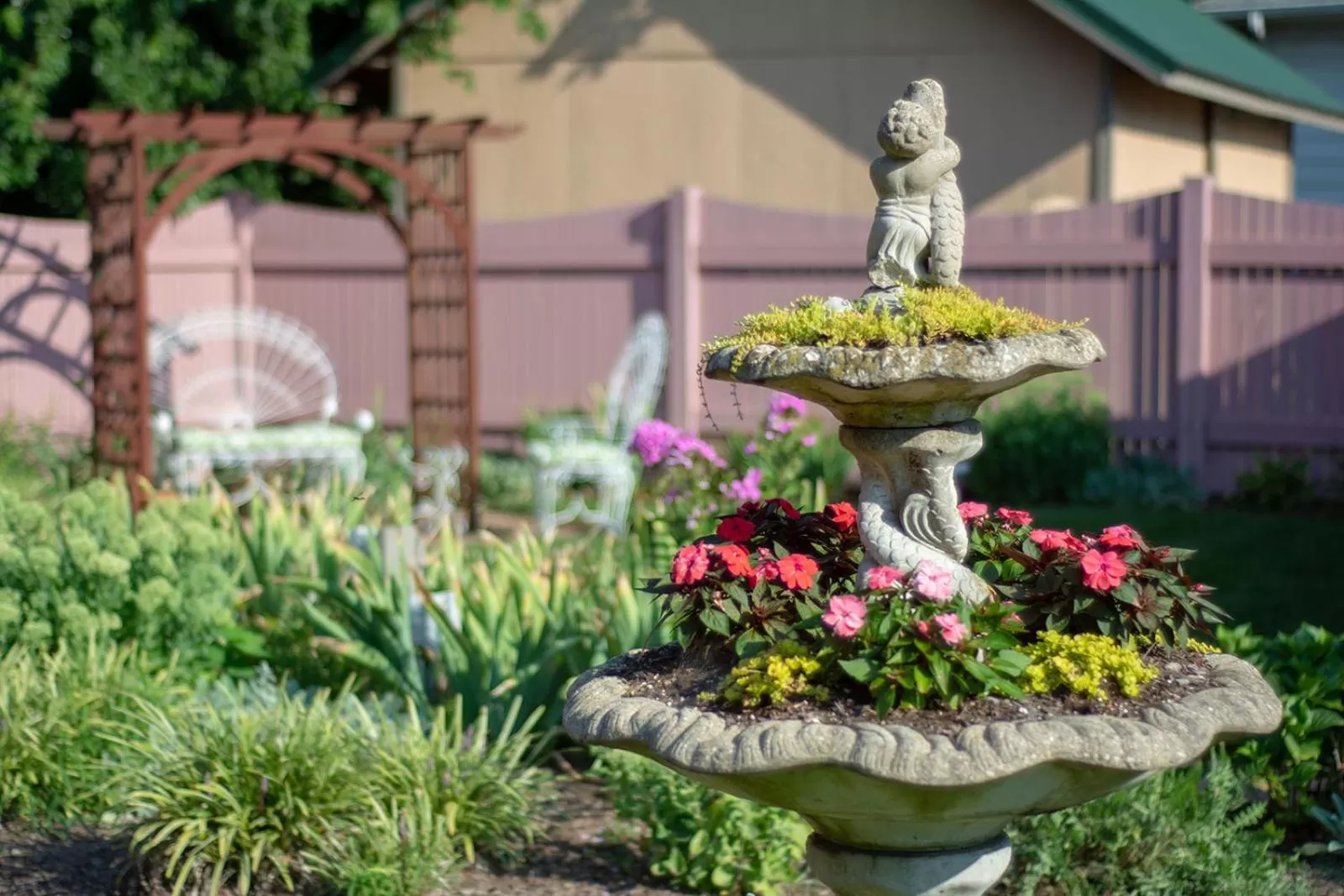 Garden in The Towers Bed & Breakfast