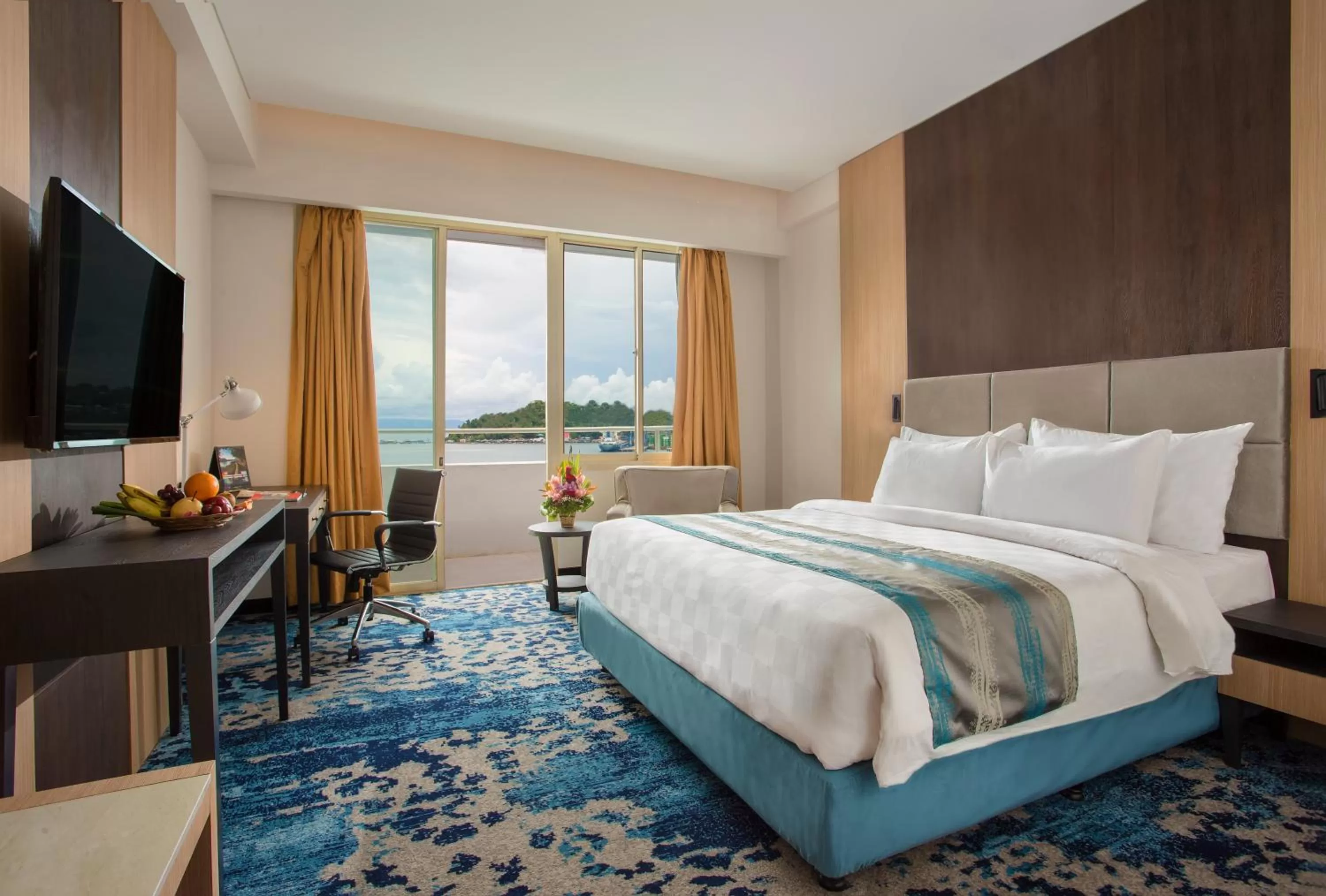 Bedroom, Bed in Swiss-Belhotel Papua