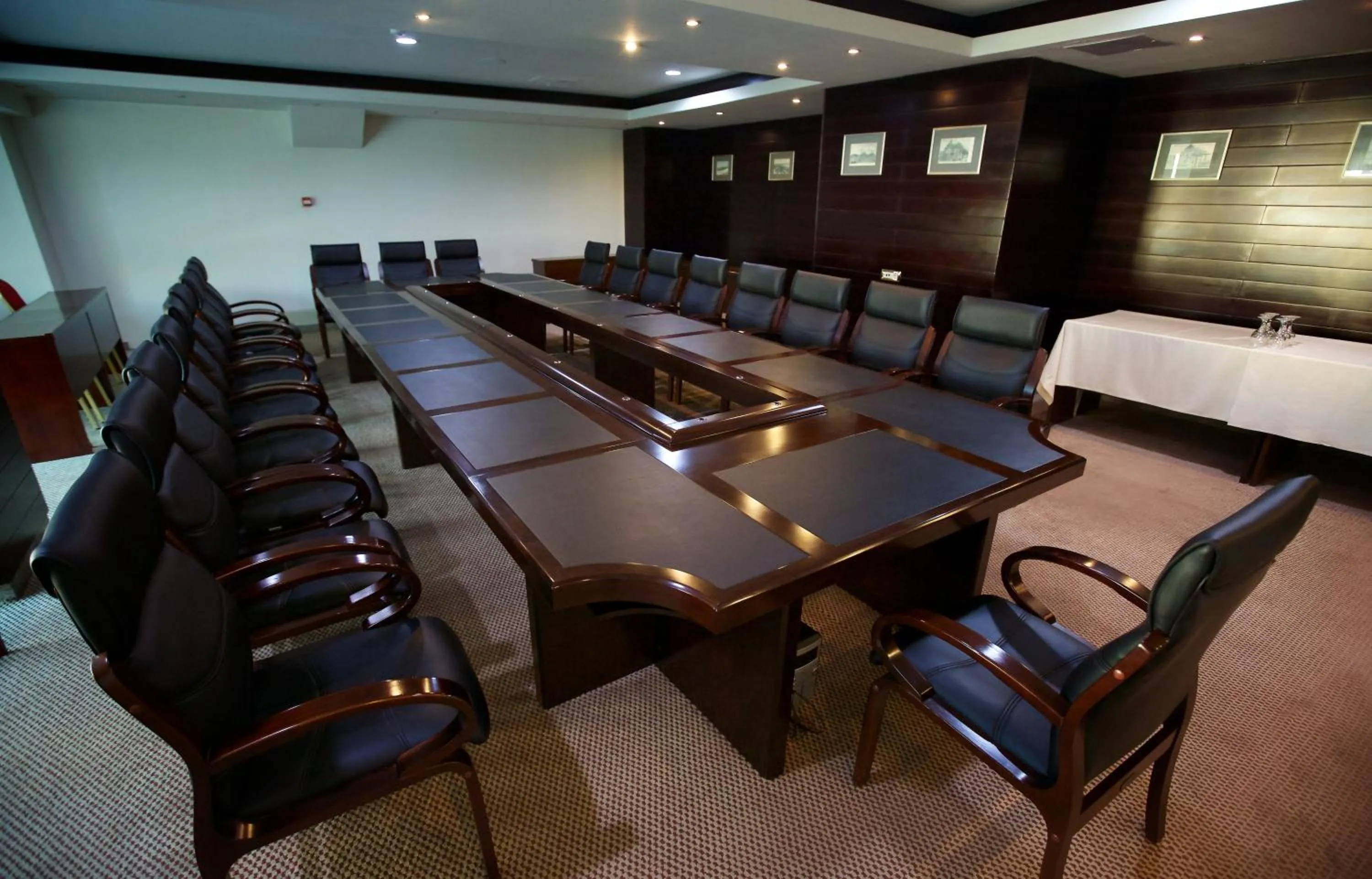 Business facilities in Hotel Delta 3