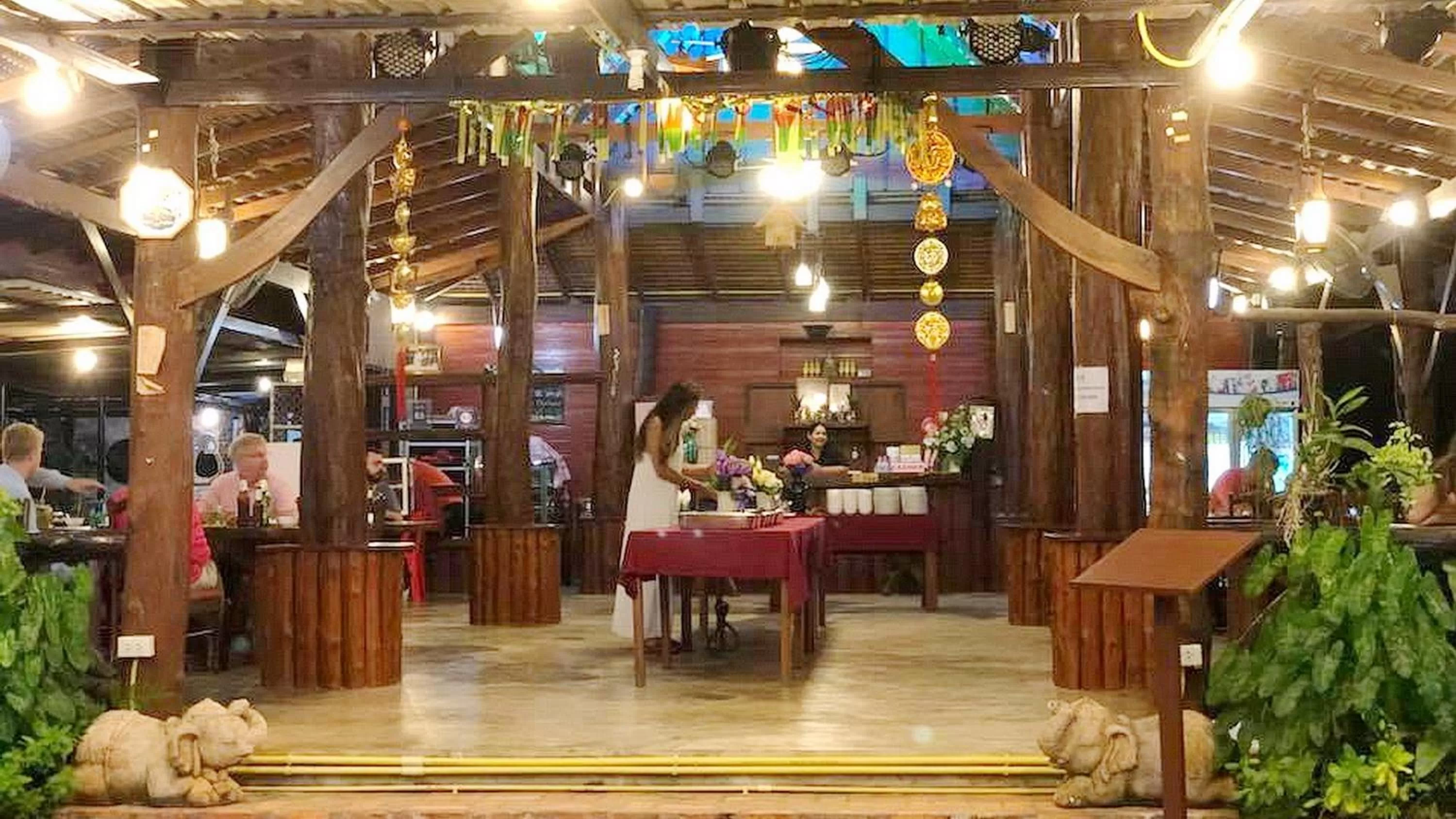 Restaurant/places to eat in Doo Dee Boutique Resort by Swiss Chalet