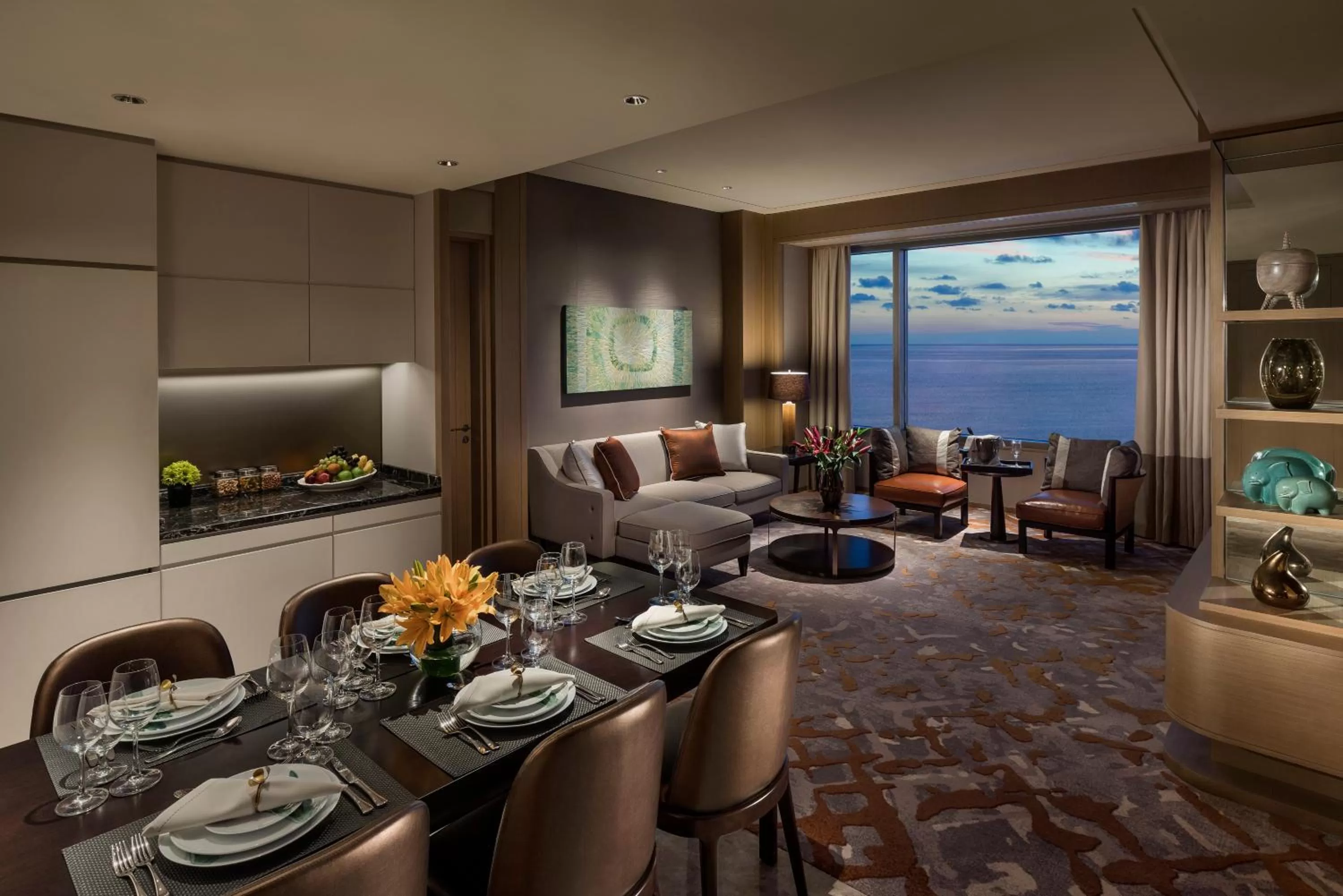 Living room in Shangri-La Colombo