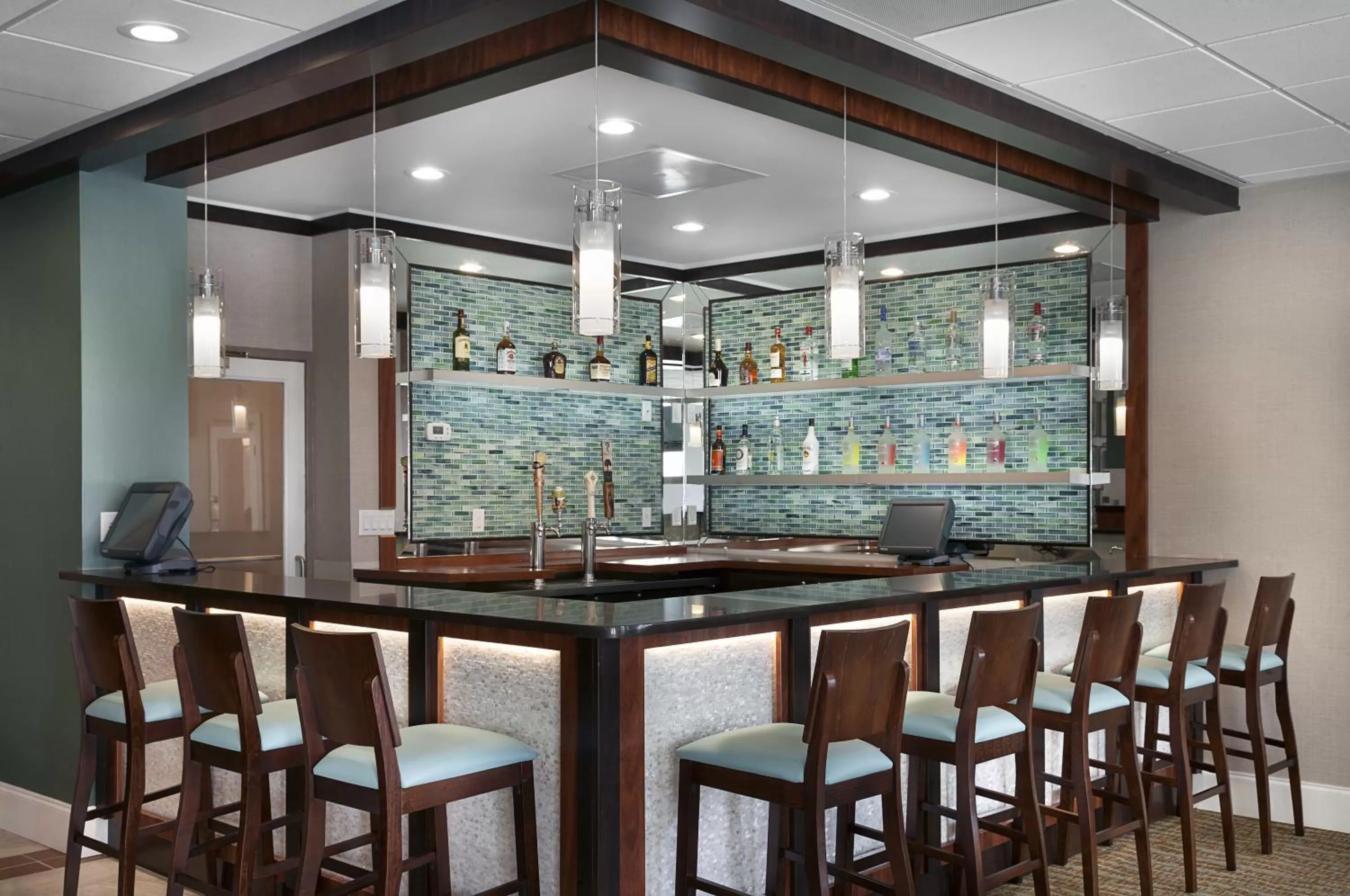 Lounge or bar in The Strand - A Boutique Resort