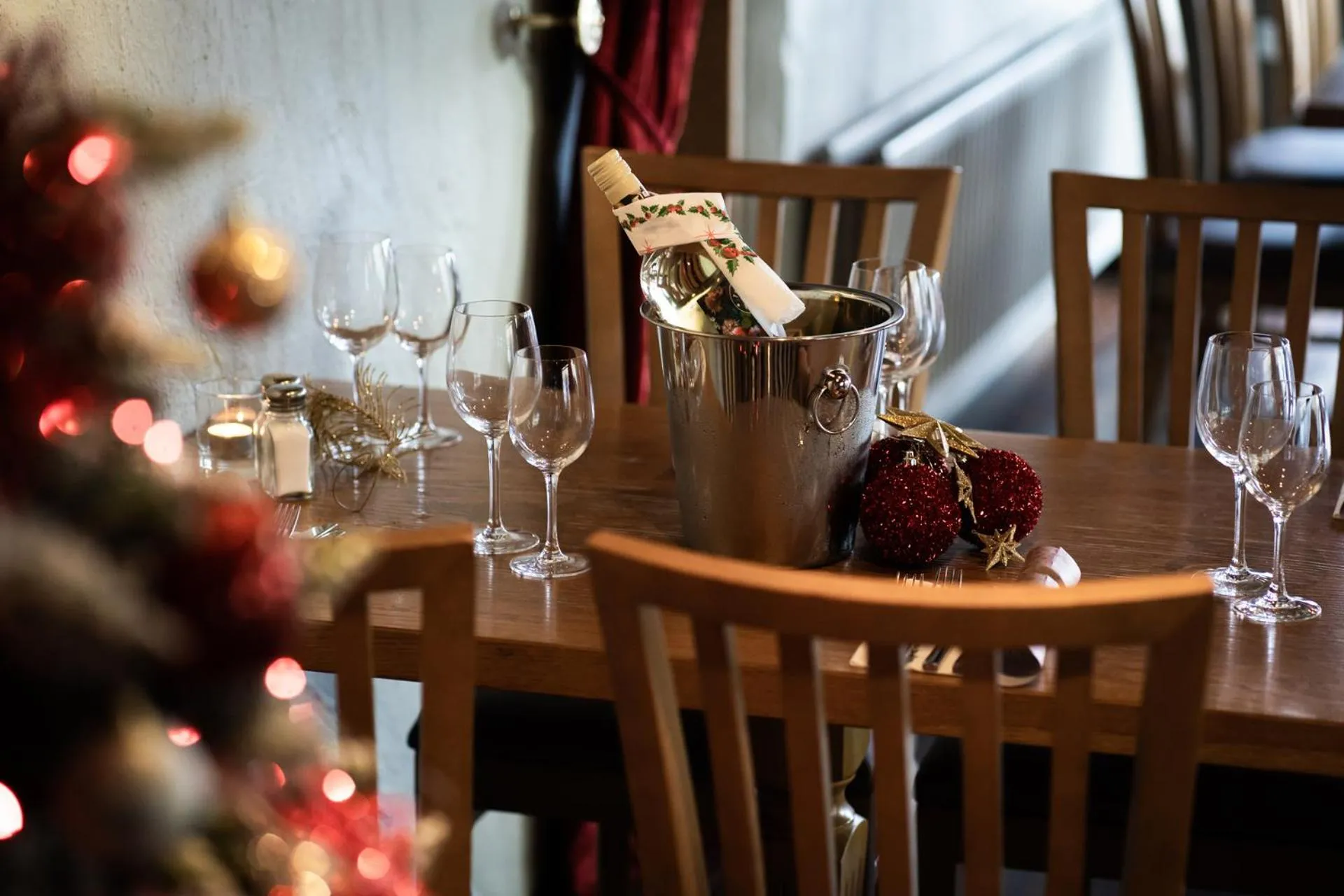 Restaurant/places to eat in Ballyrobin Hotel