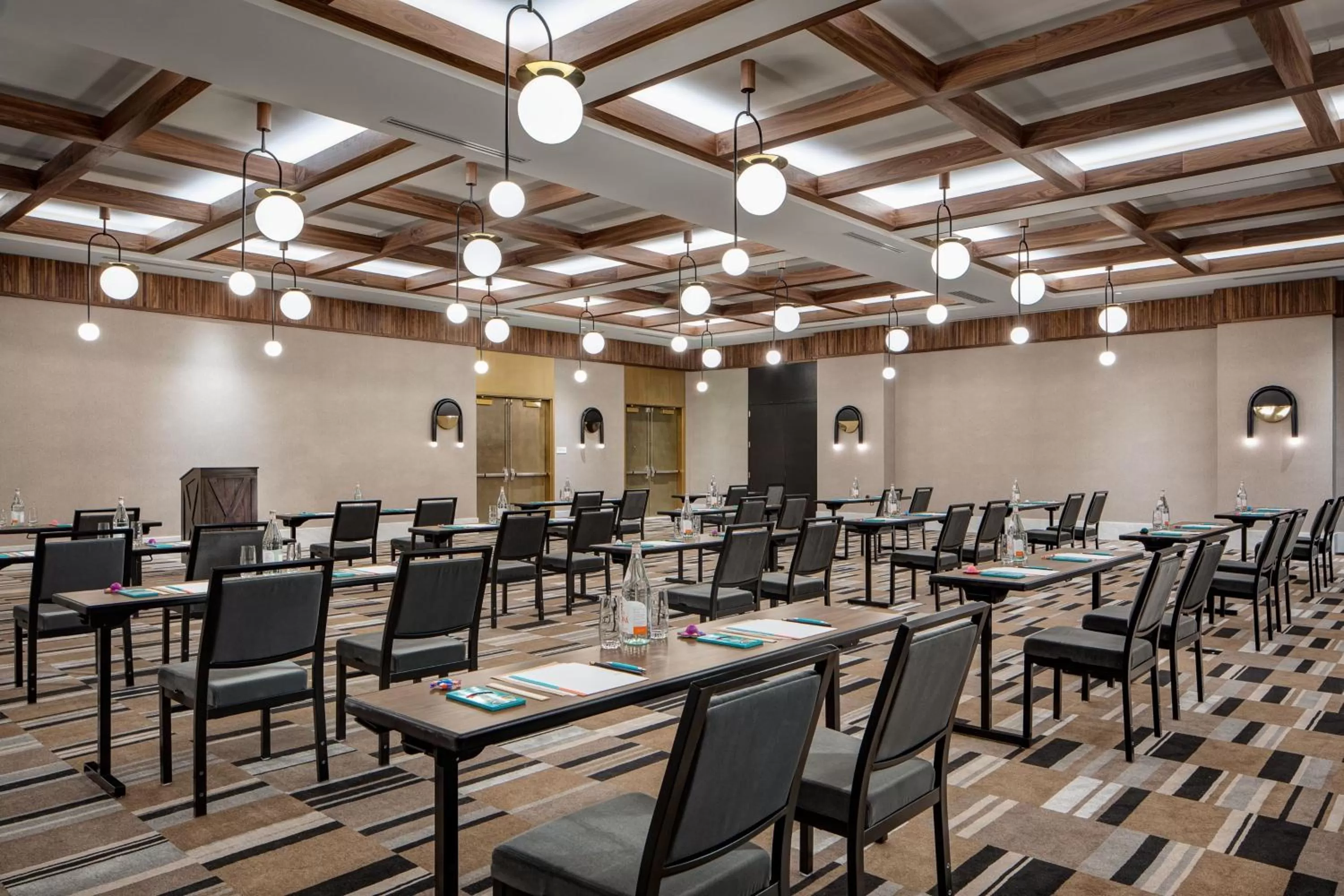 Meeting/conference room in Le Meridien Salt Lake City Downtown