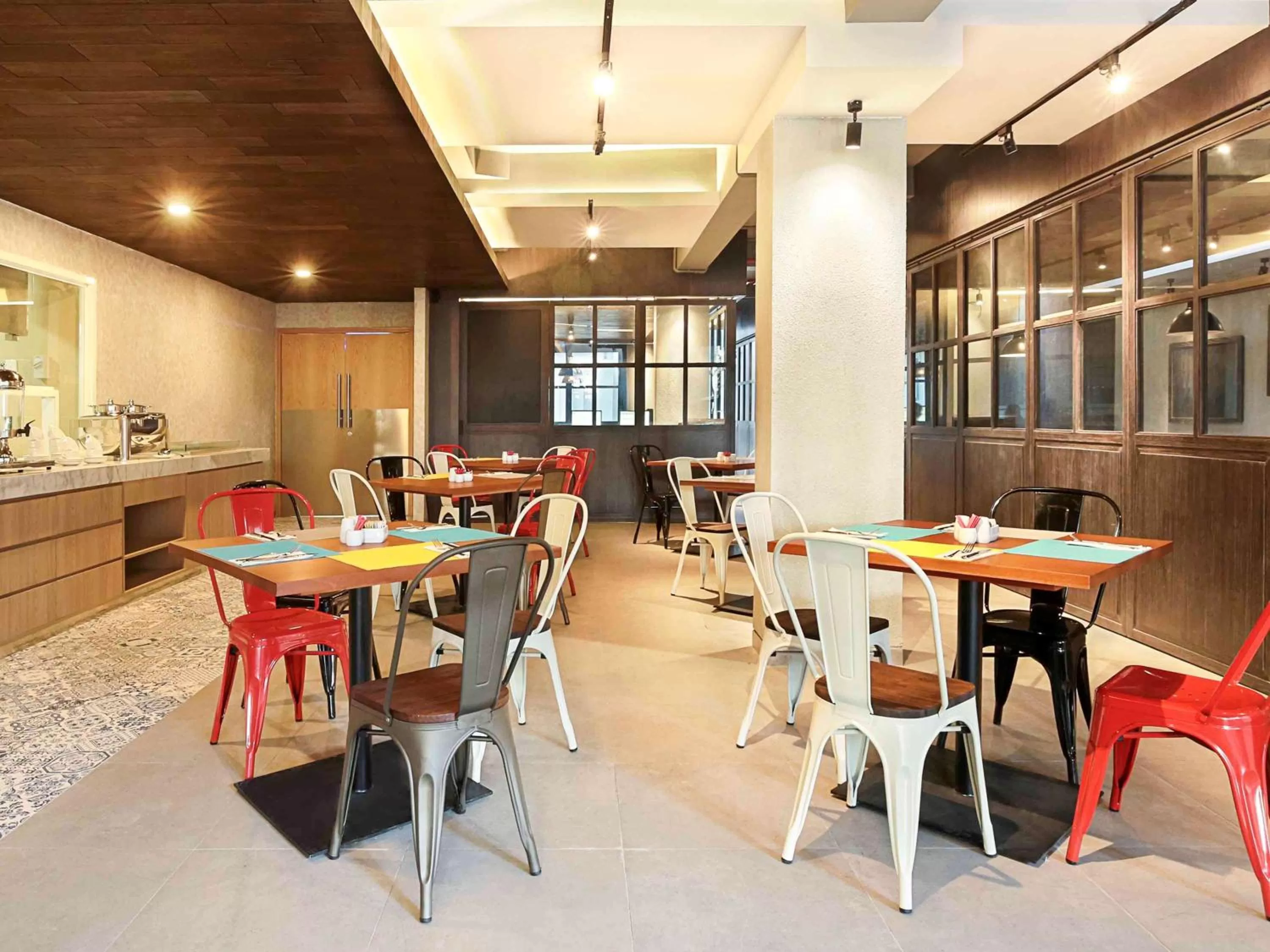 Restaurant/Places to Eat in ibis Bali Legian Street