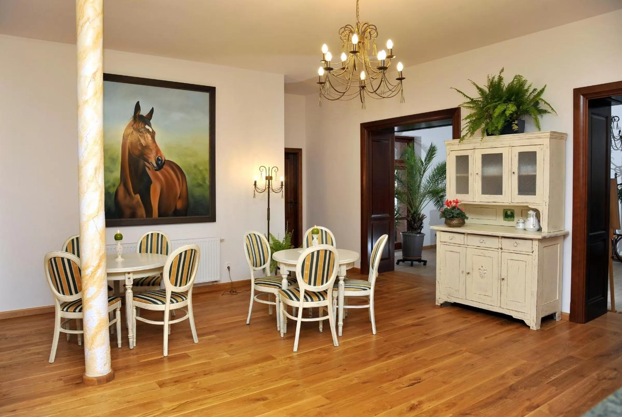 Restaurant/places to eat in Hotel Sandro Silver & Spichlerz Antoniny