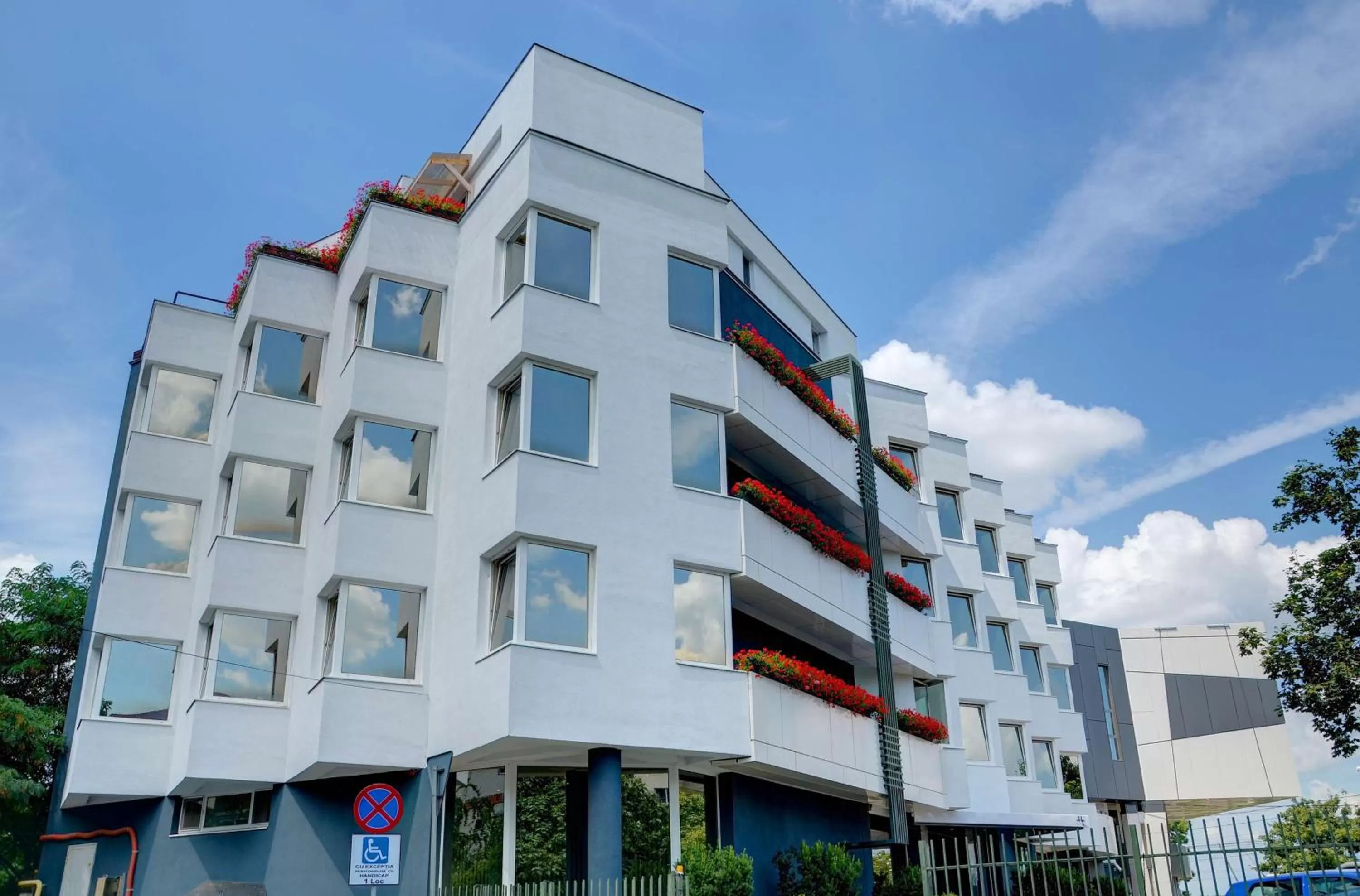 Property building in Best Western Plus Lido Hotel