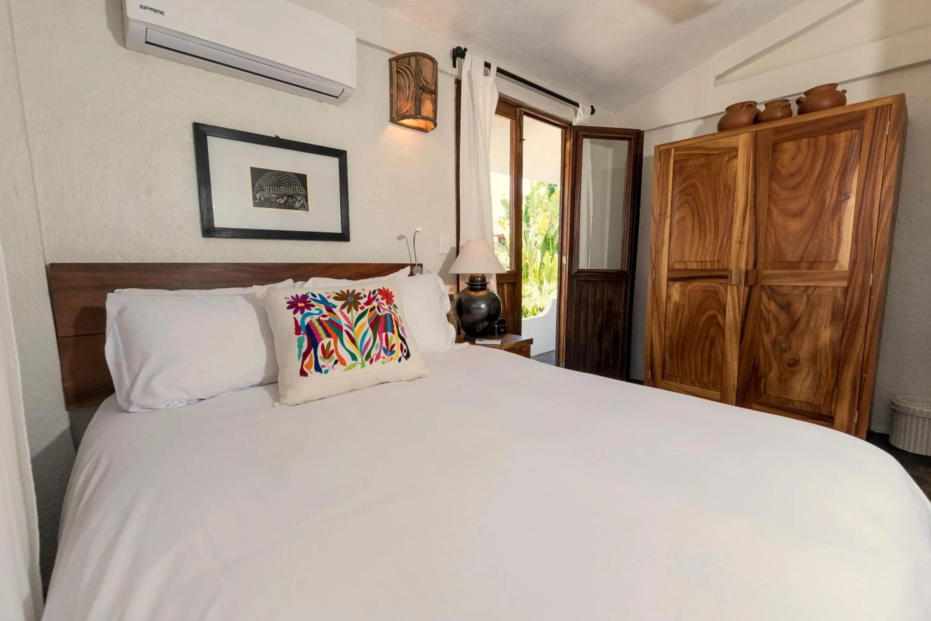Photo of the whole room, Bed in Villas Carrizalillo