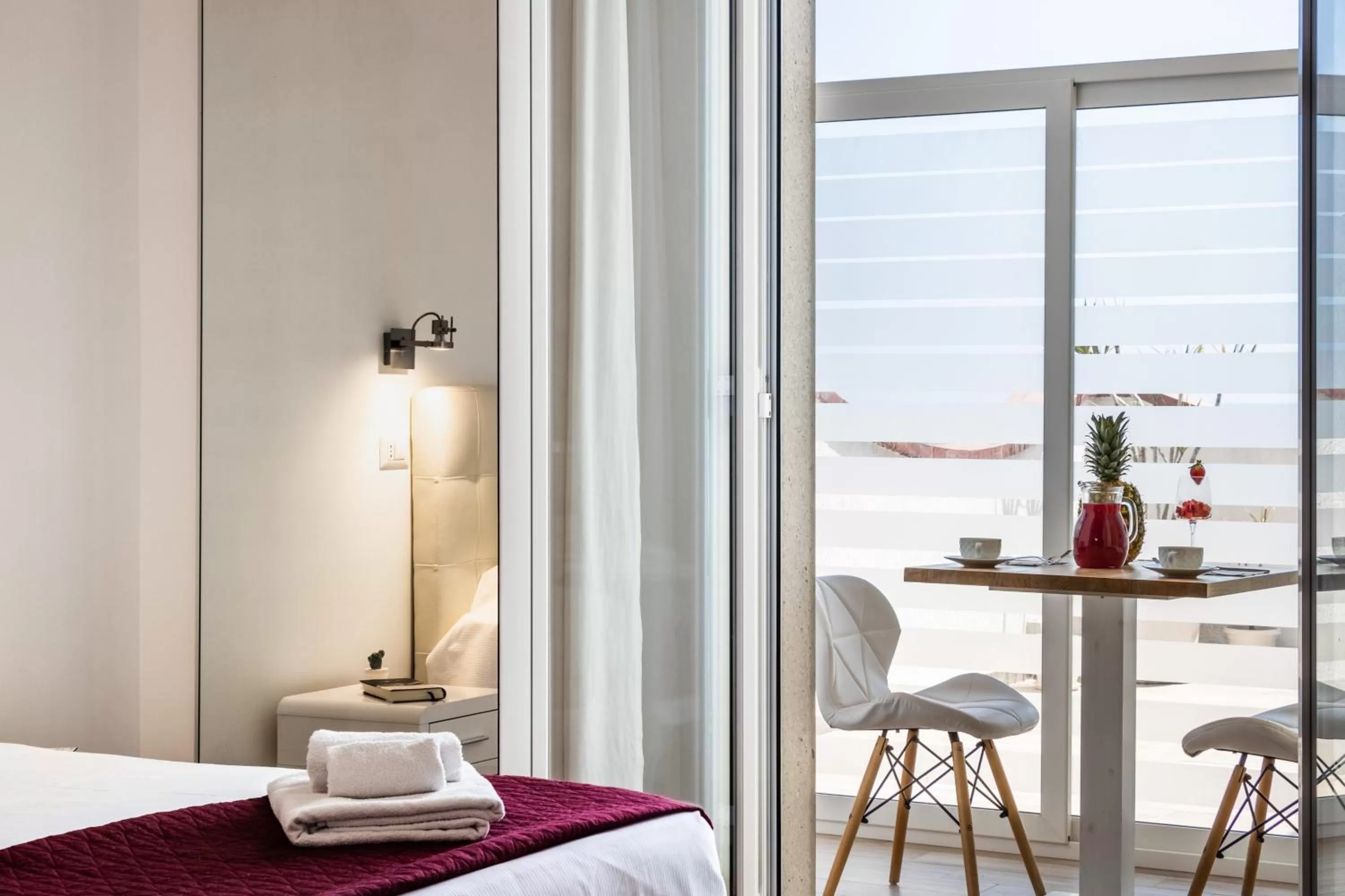 Sea view, Bed in Pantanello Rooms Avola