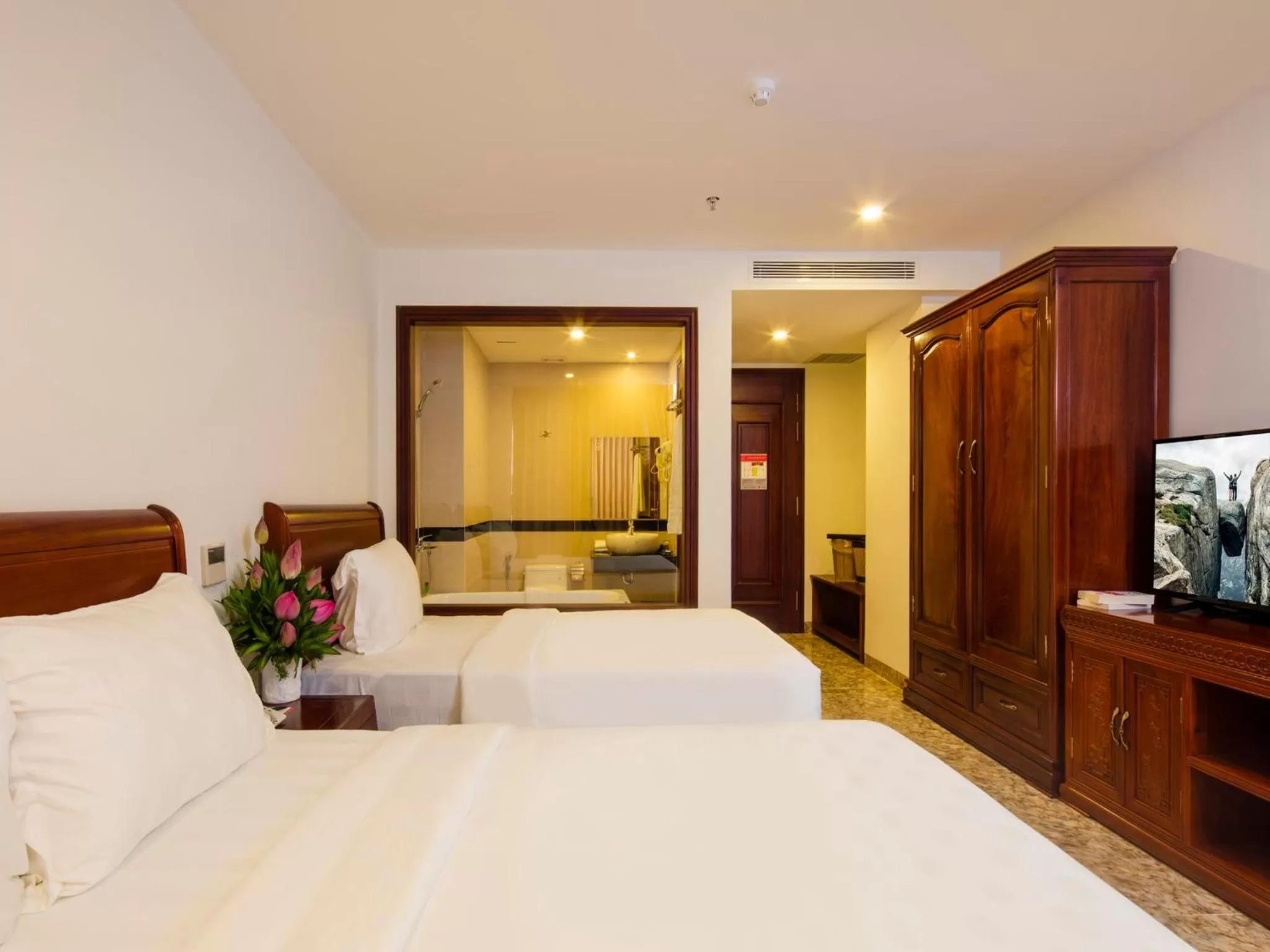 Photo of the whole room, Bed in Red Sun Nha Trang Hotel