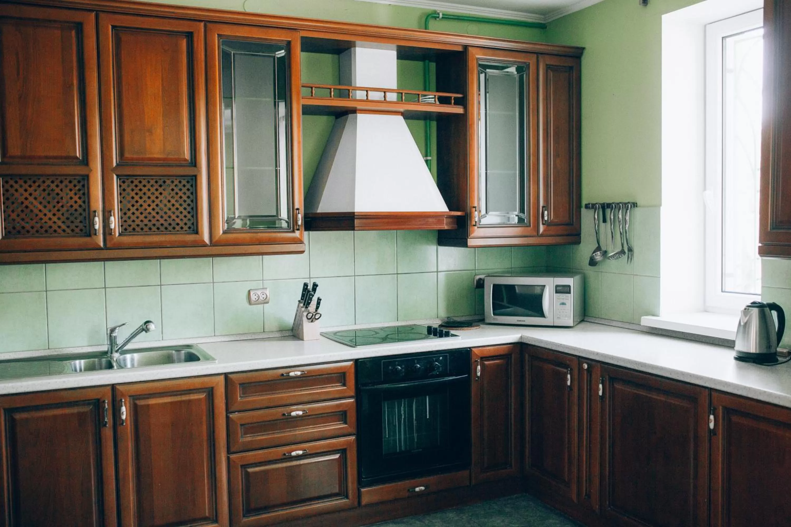 Property building in Fermerska Hata