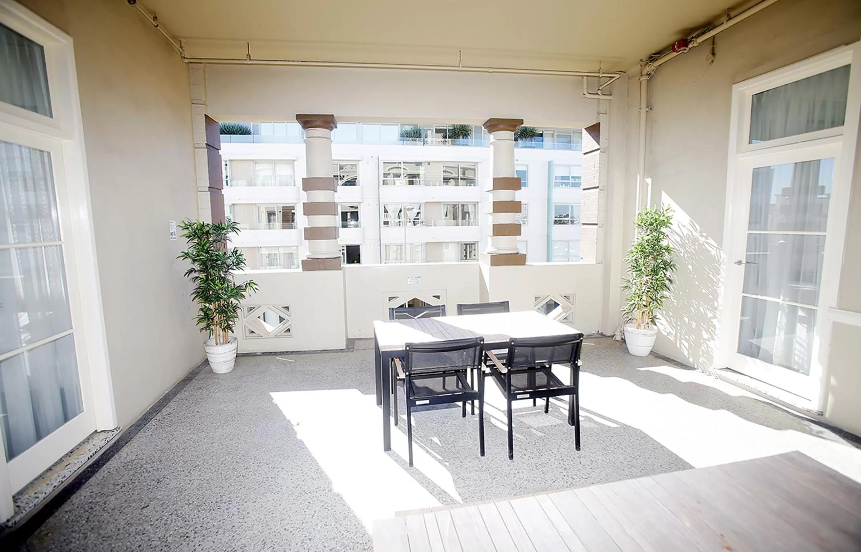 Patio in Hotel Bondi