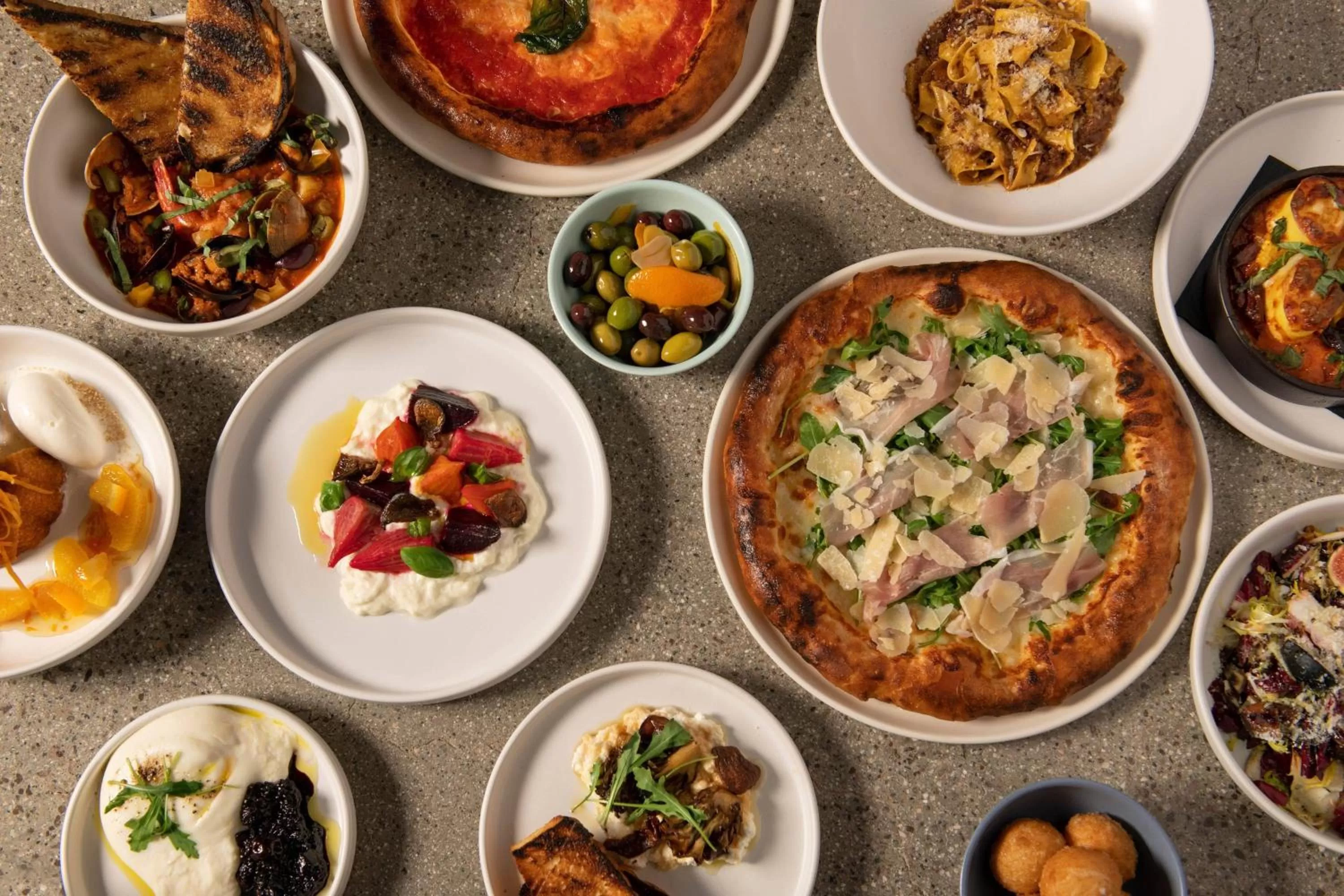 Restaurant/places to eat in JW Marriott Los Angeles L.A. LIVE