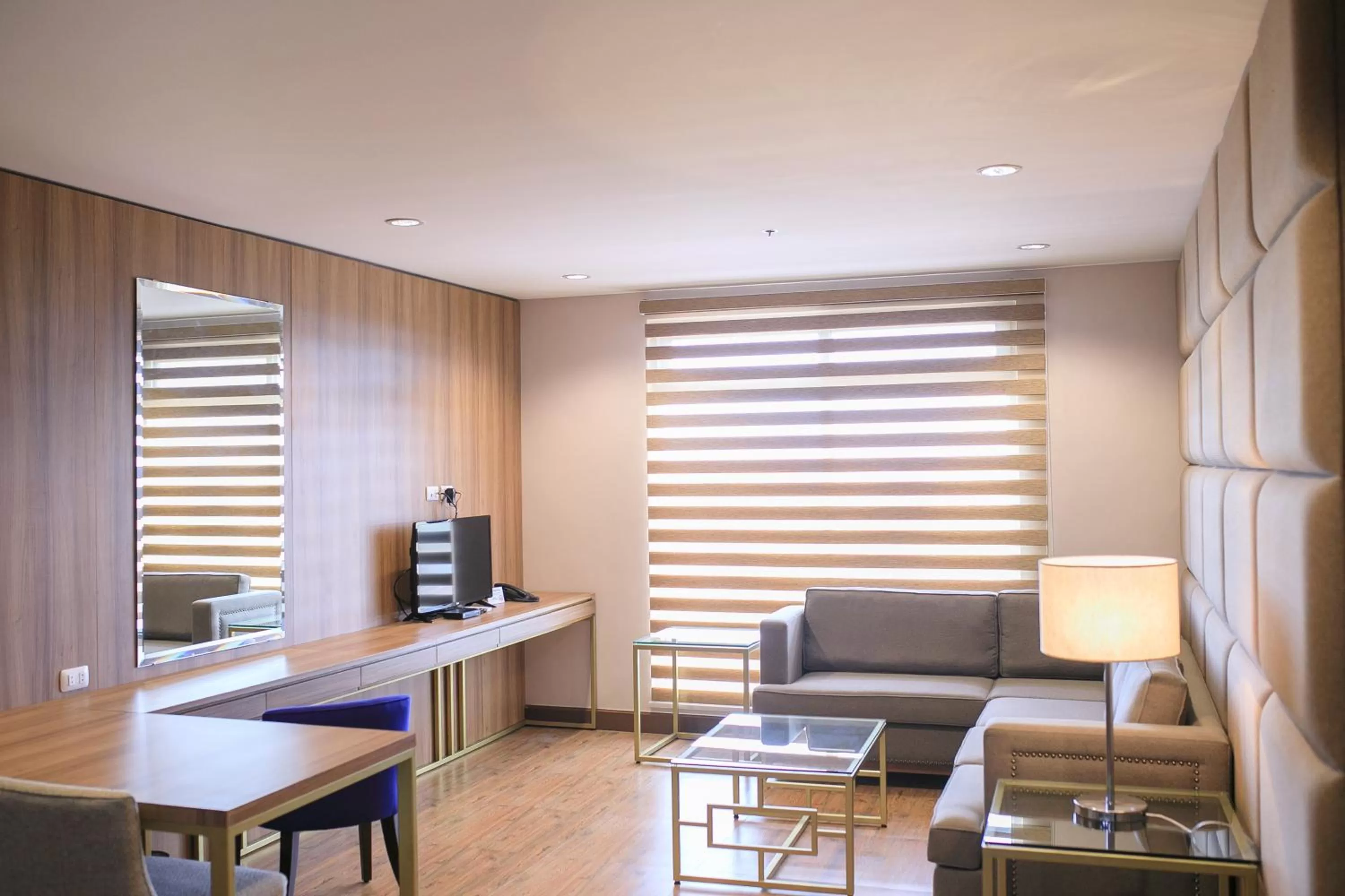 Communal lounge/ TV room in La Maja Rica Hotel