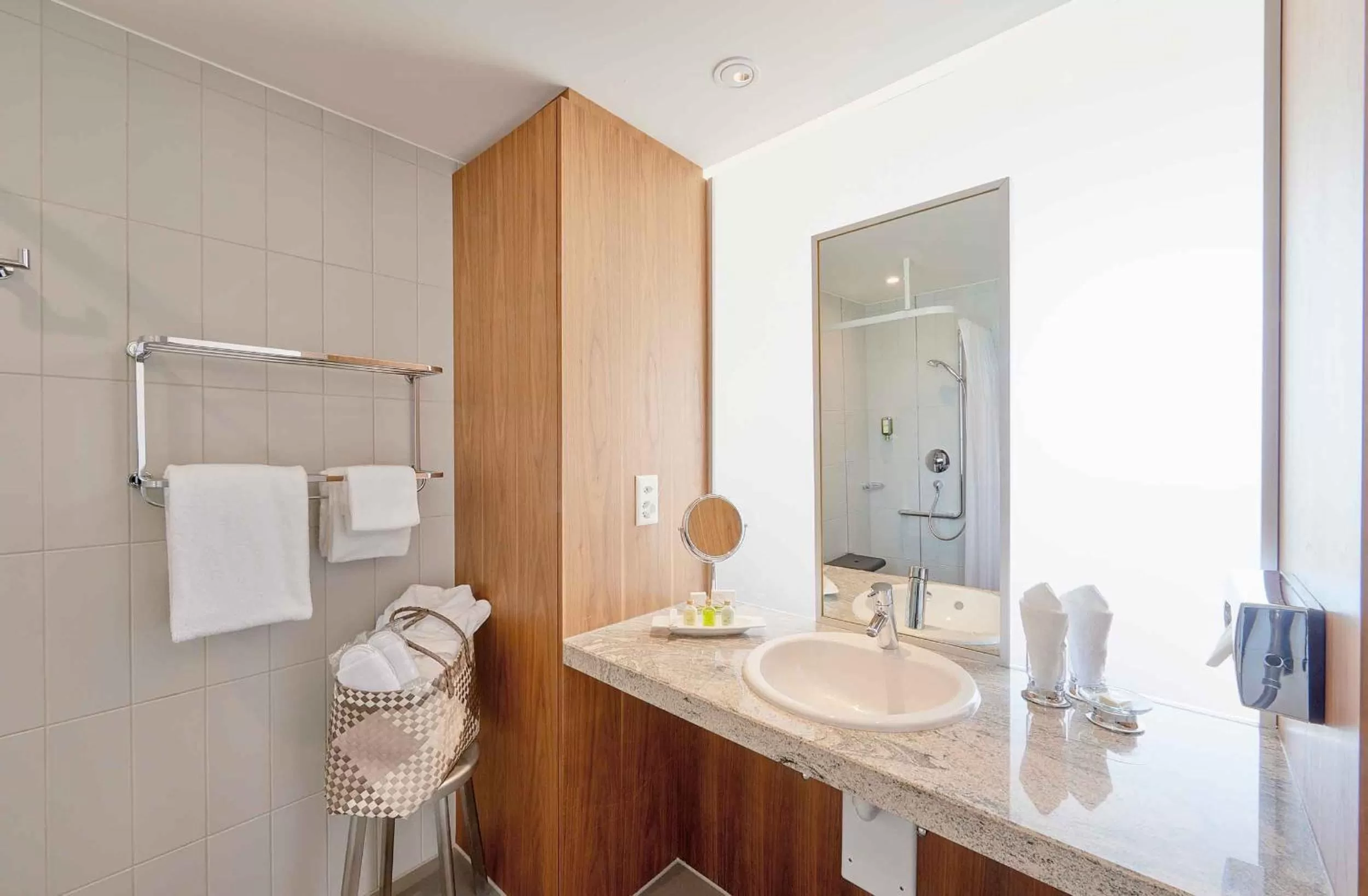 Bathroom in Hotel Eden Spiez