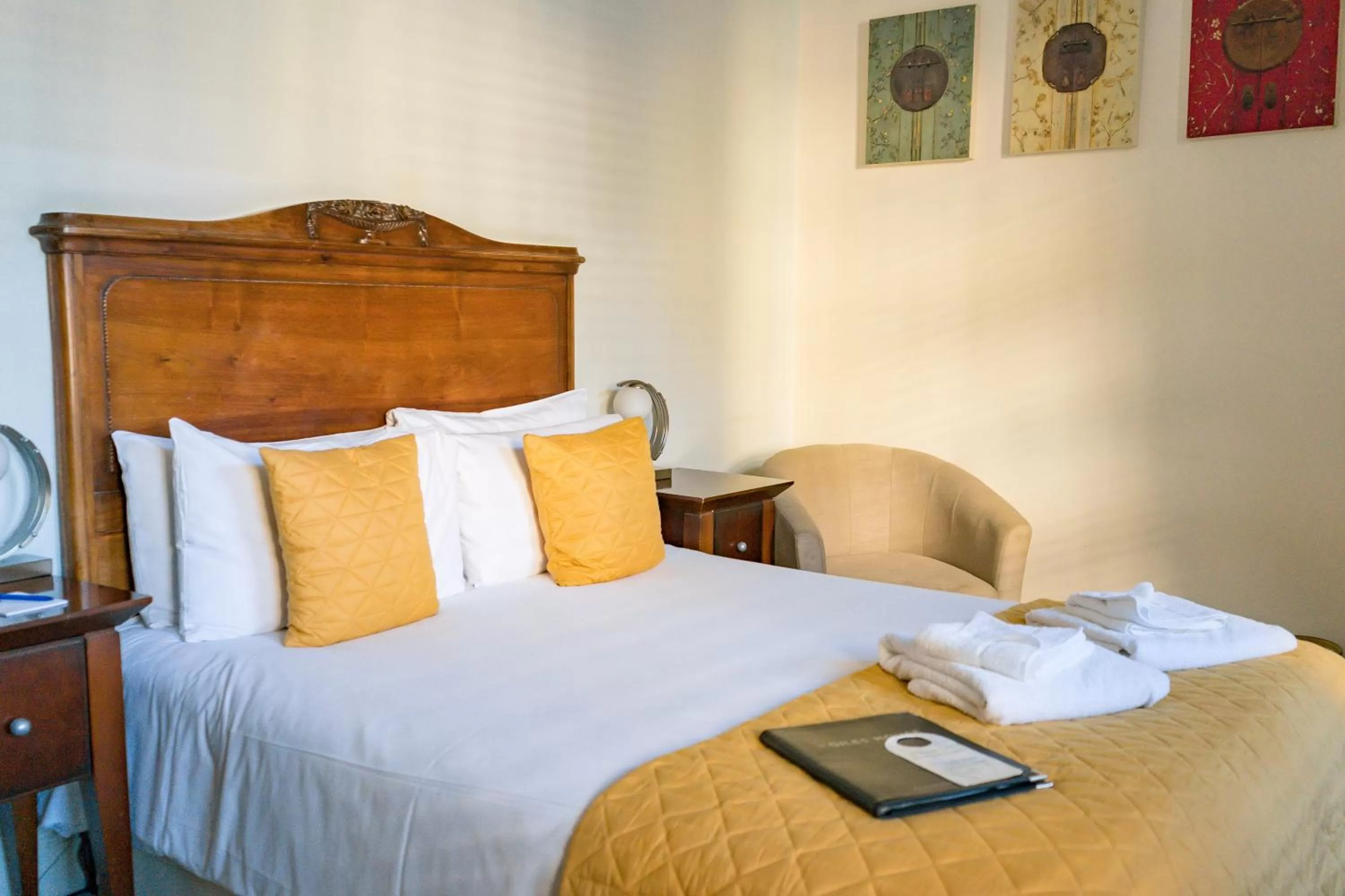 Bed in St Giles House