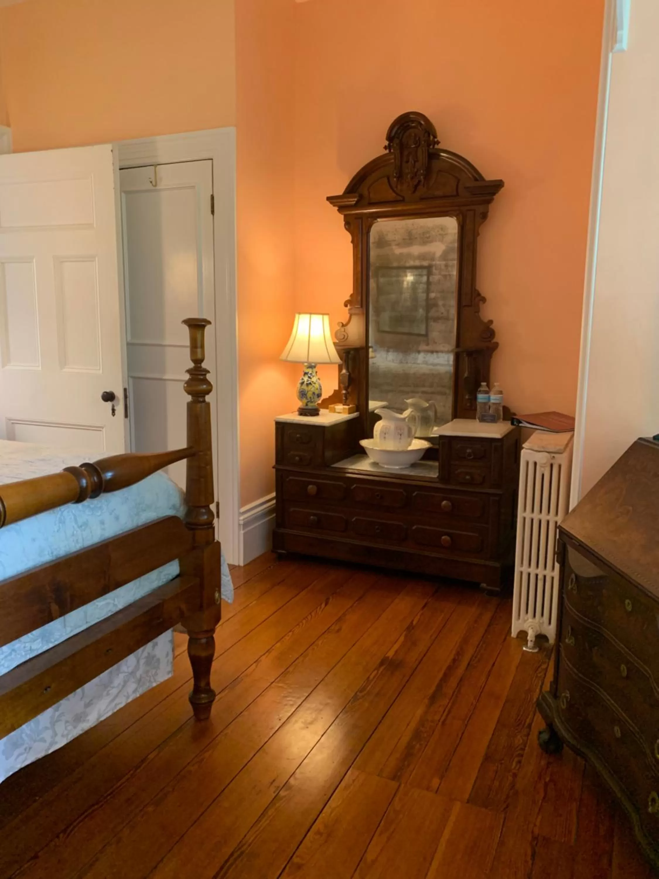 Bedroom, Bed in Delano Homestead Bed and Breakfast