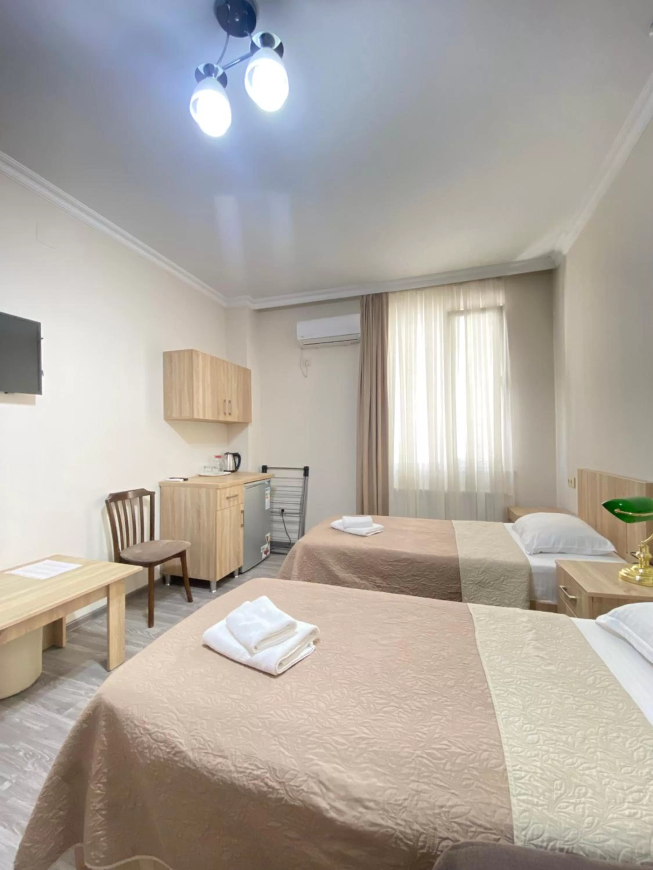 Bed in Hotel Garanti