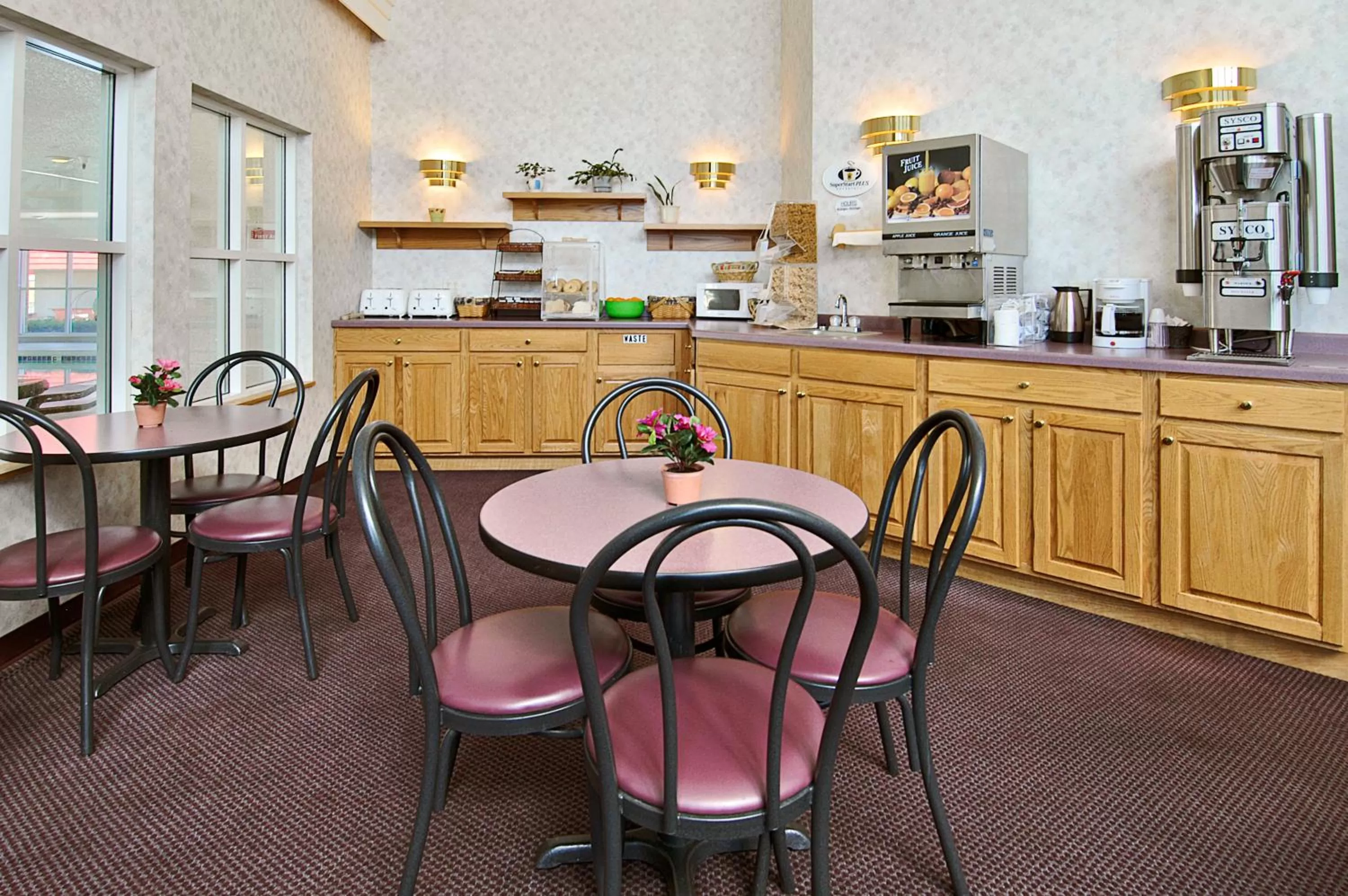 Food in Super 8 by Wyndham Menomonie WI