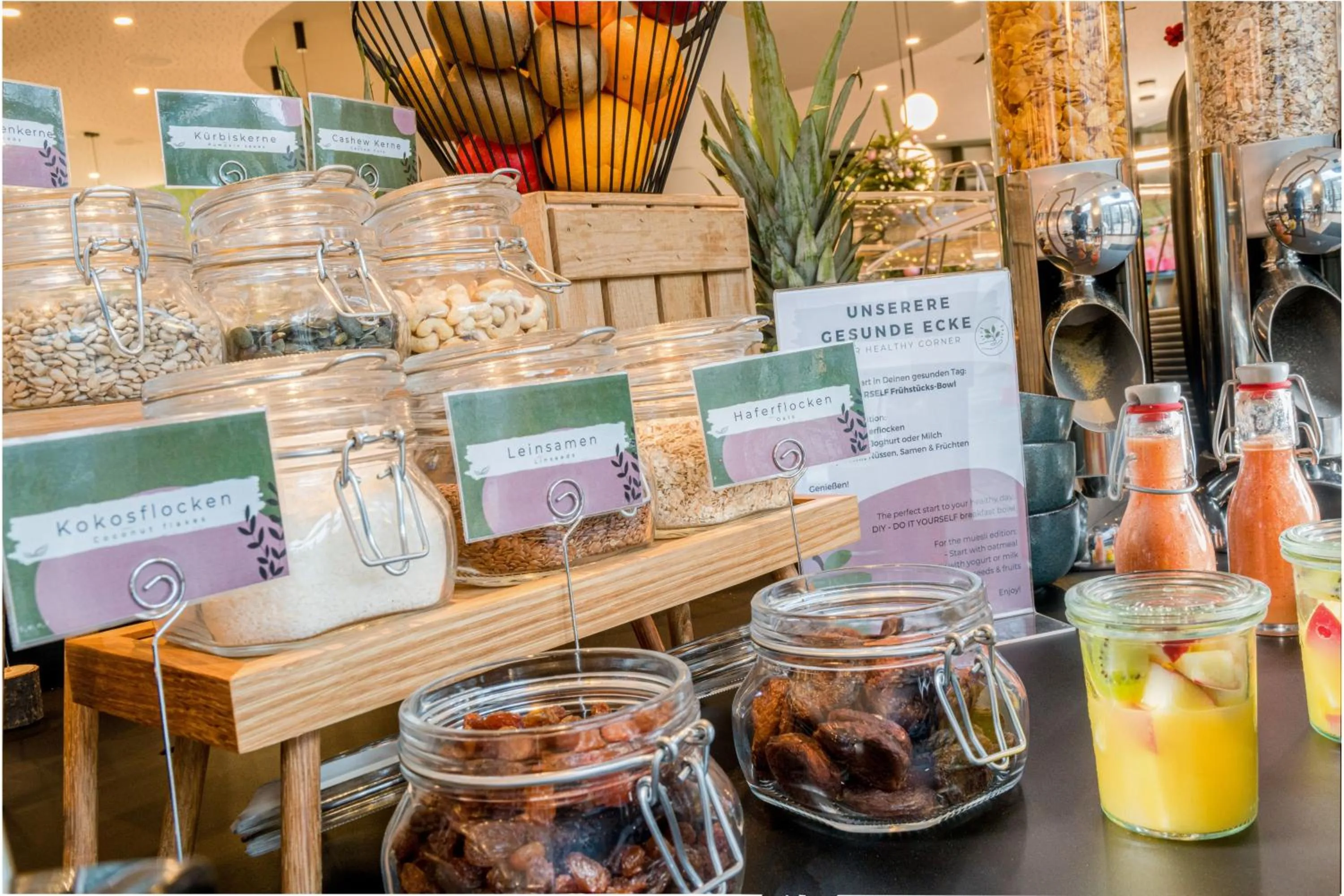 Food and drinks in KOOS Hotel&Apartments - City Aparthotel