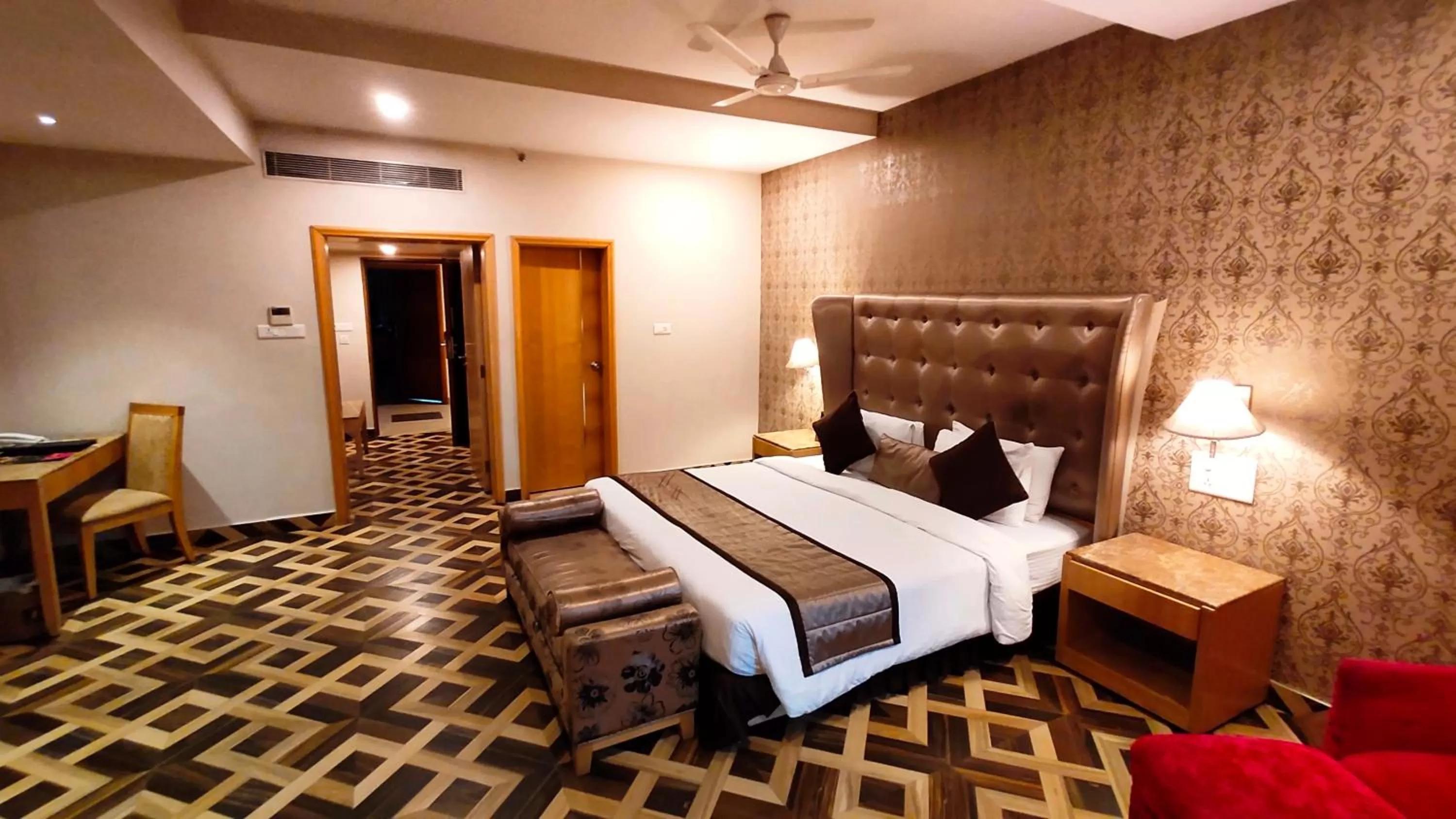 Bed in Best Western Ashoka