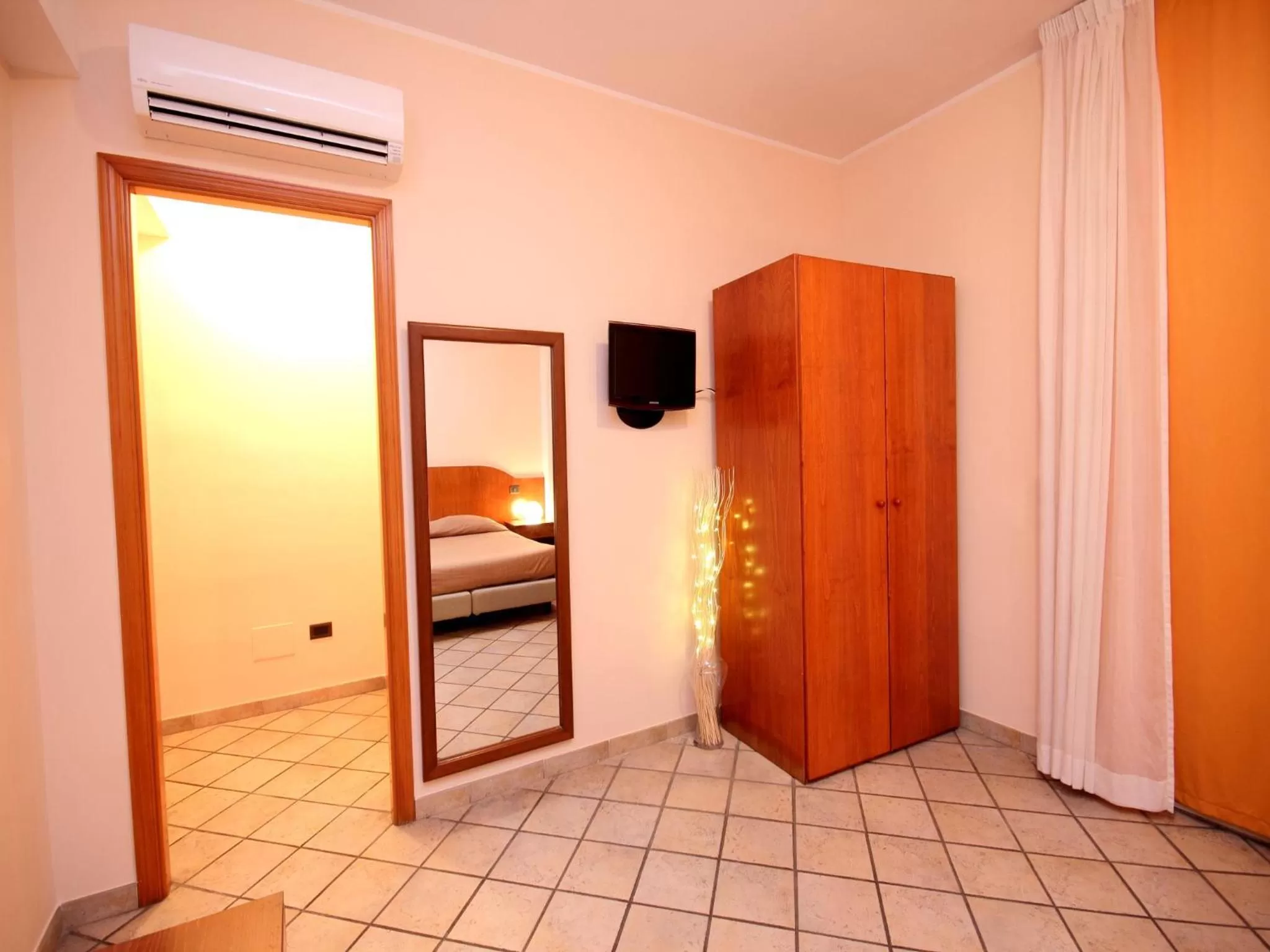 Photo of the whole room in Villa Franca