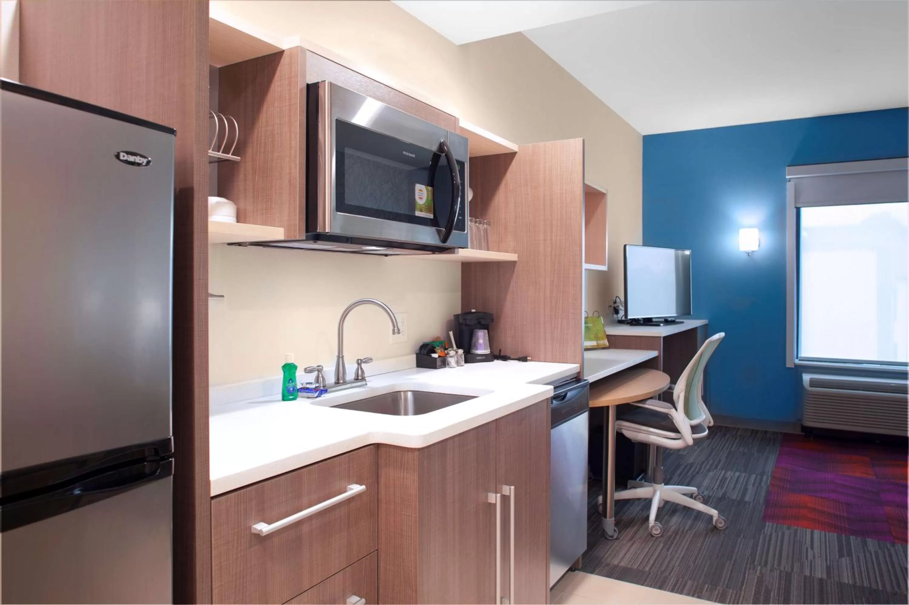 Queen Suite with Two Queen Beds - Hearing Accessible/Non-Smoking in Home2 Suites By Hilton Lake Charles