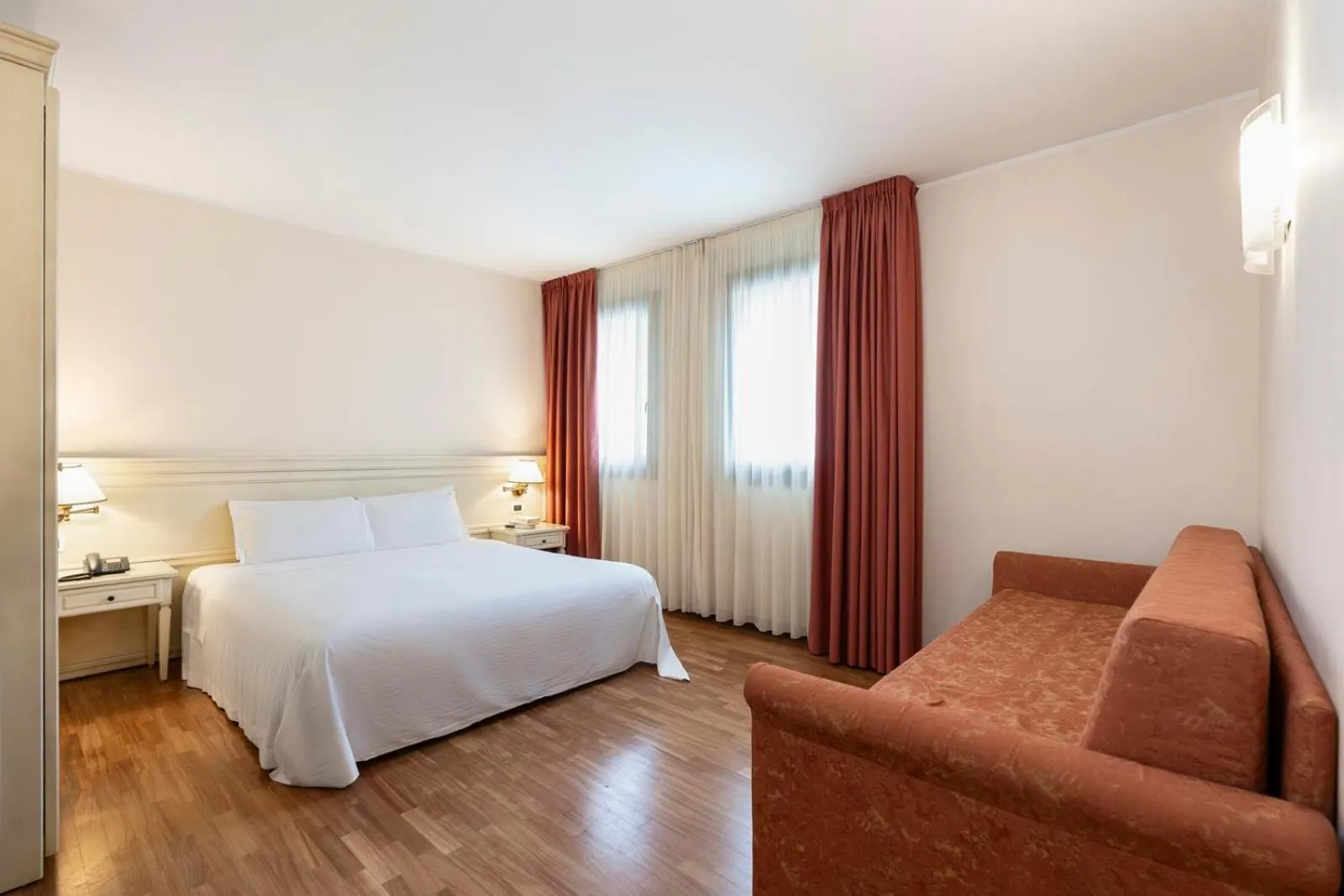 Bedroom, Bed in Hotel Alle Acque