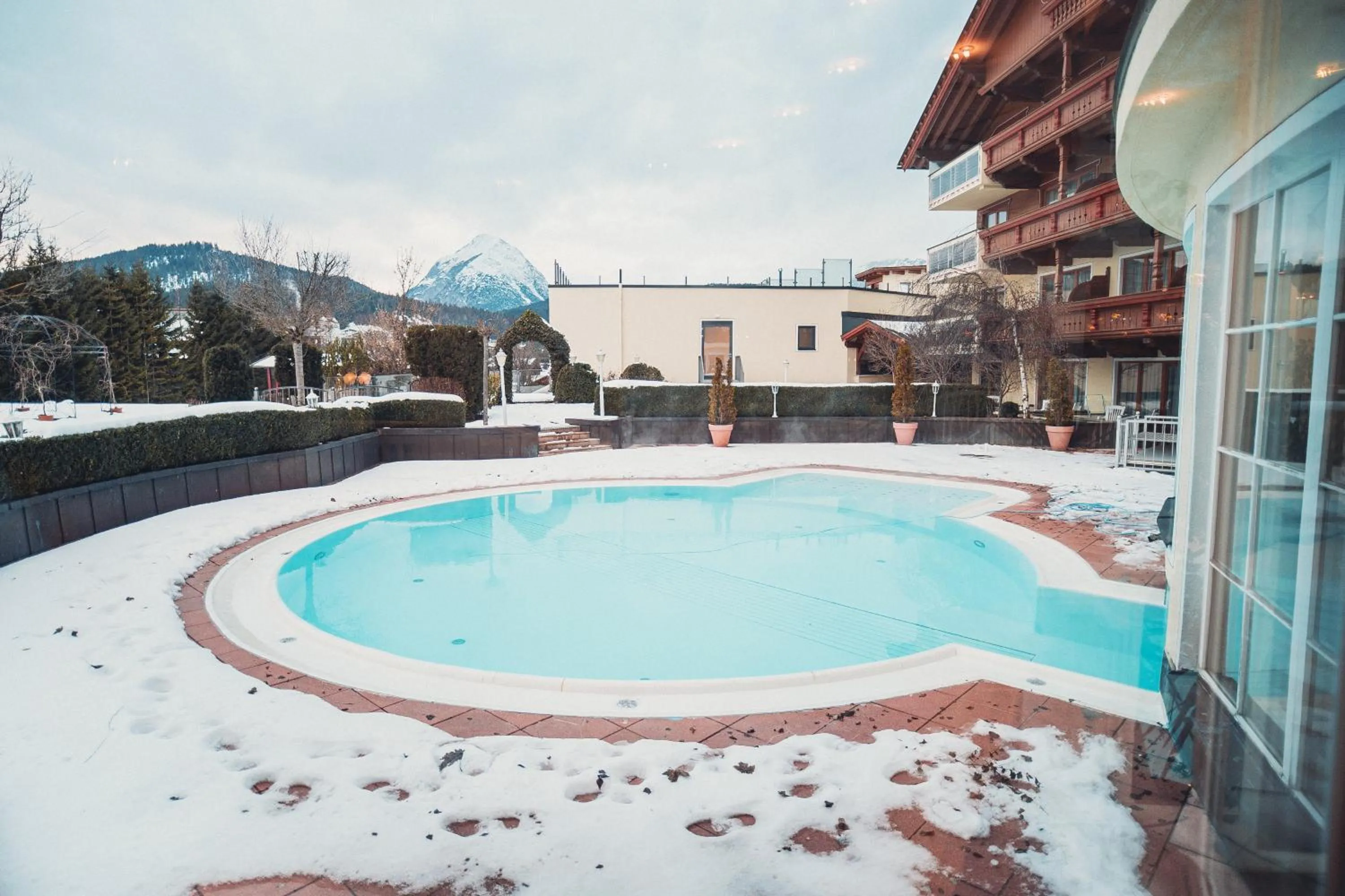 Swimming pool in Alpenpark Resort Superior