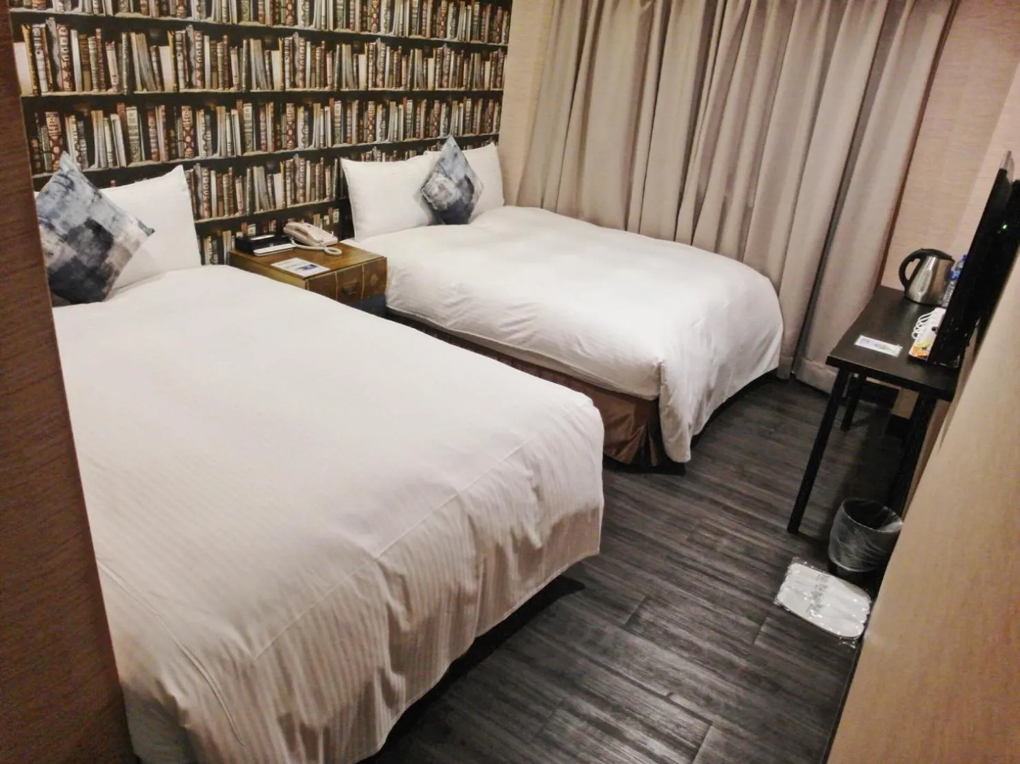 Photo of the whole room, Bed in Hotel Fun - Linsen