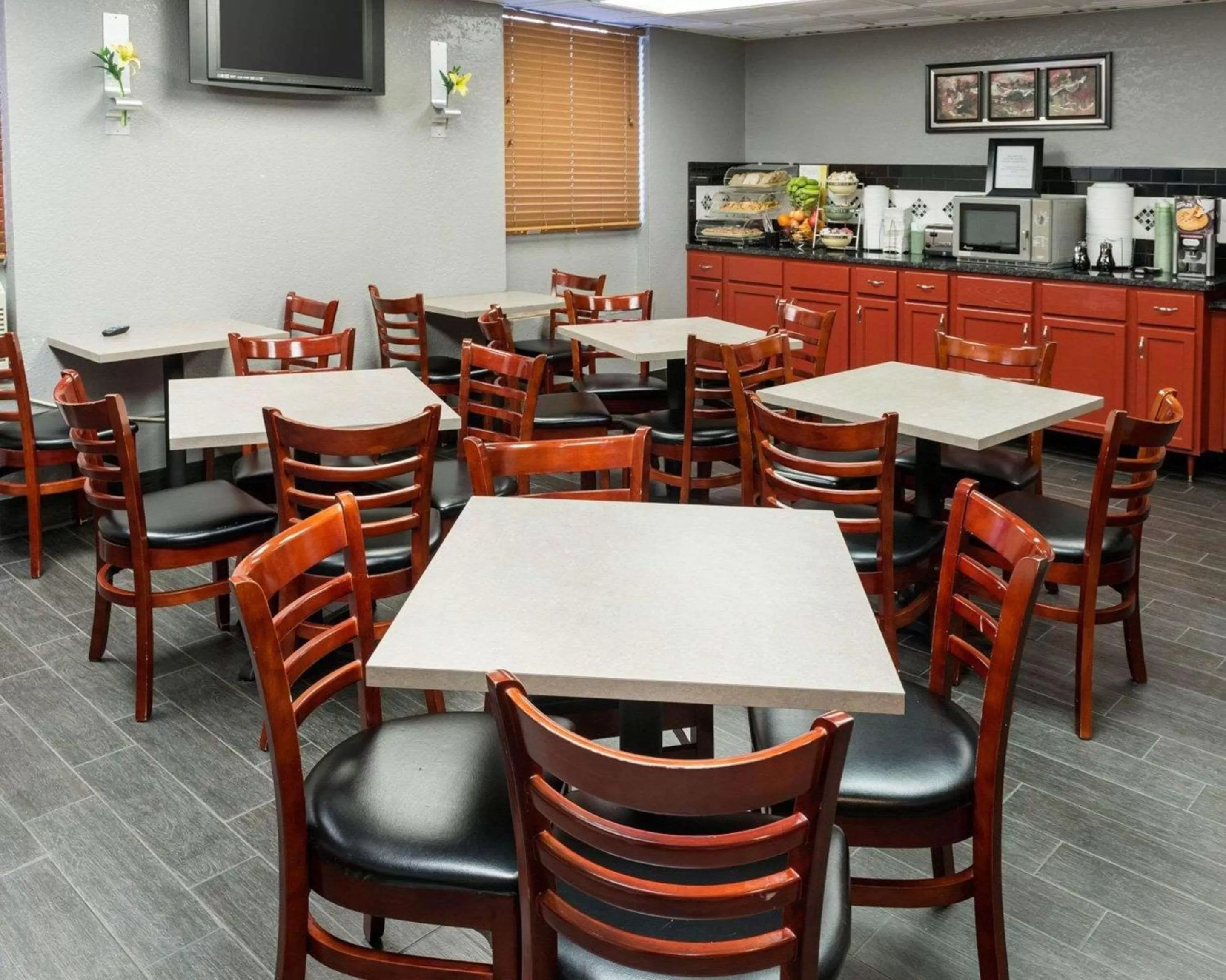Restaurant/places to eat in Quality Inn Savage - Bloomington West