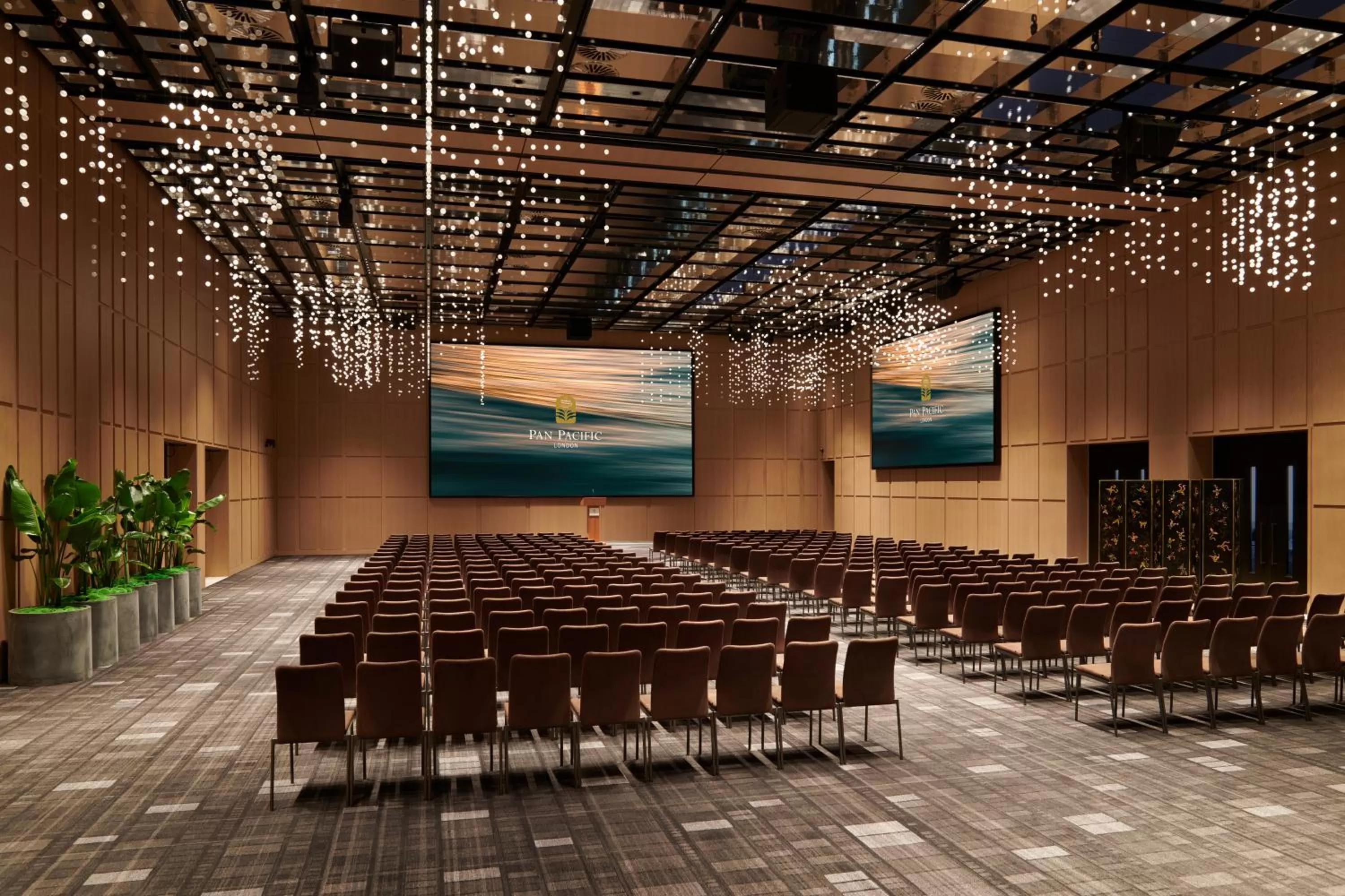 Meeting/conference room in Pan Pacific London