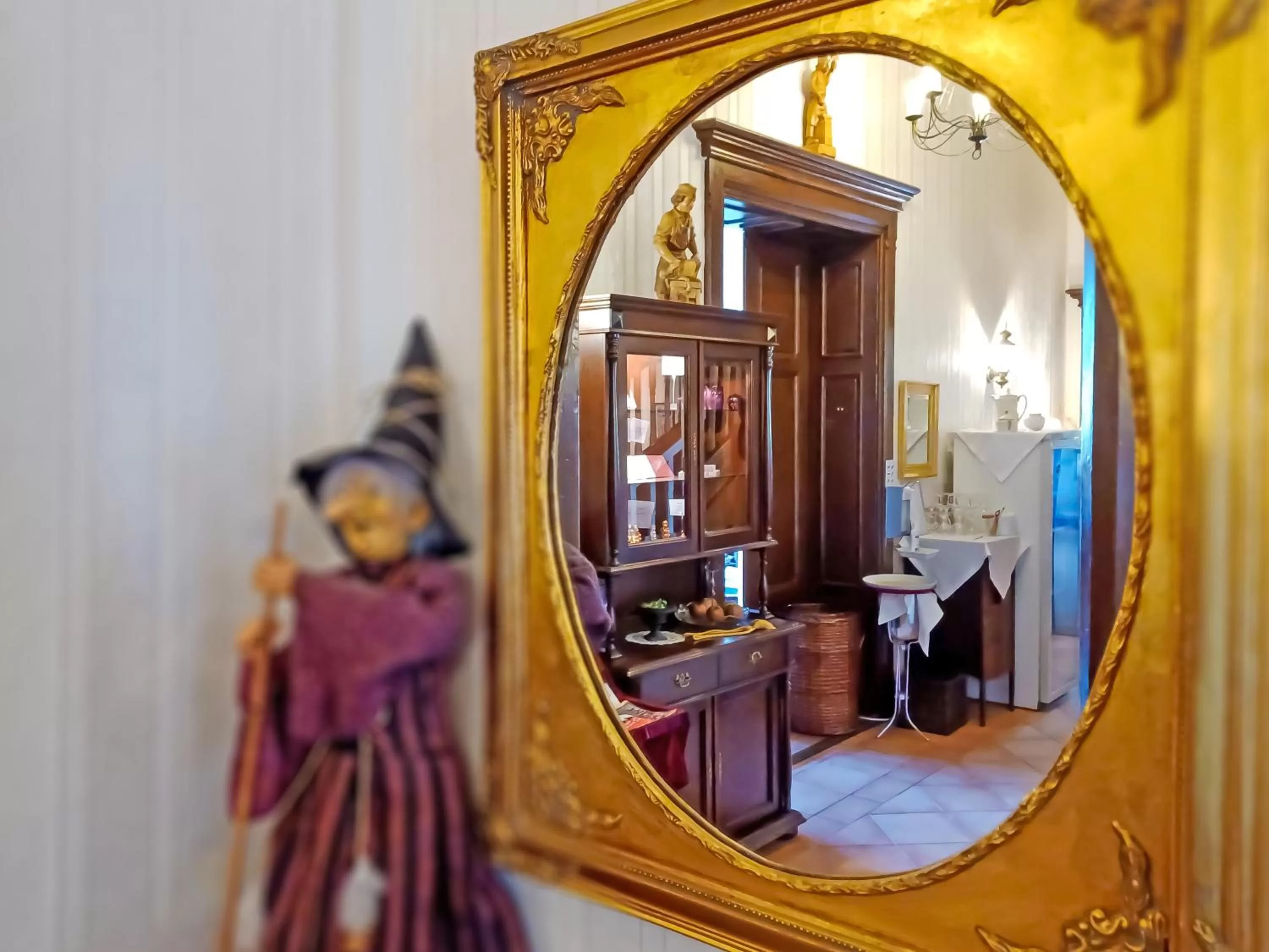 Lobby or reception in Schlossberg-Hotel Garni