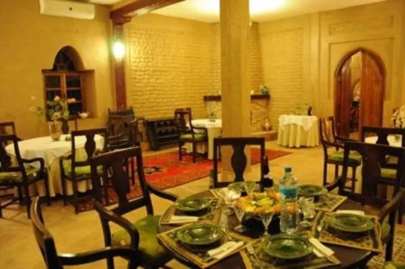 Lounge or bar in La Rose Du Desert