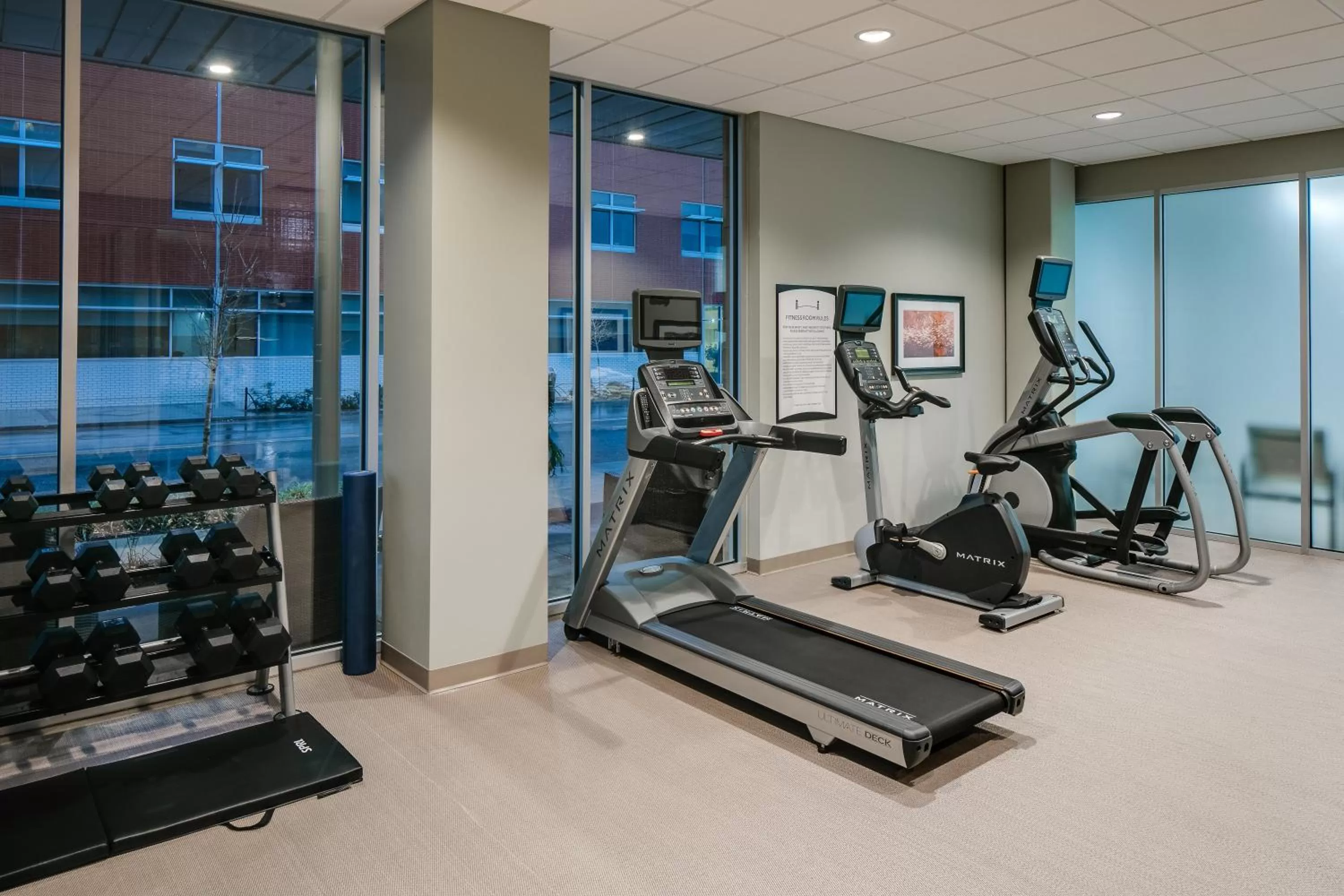 Fitness centre/facilities in Staybridge Suites Des Moines Downtown by IHG