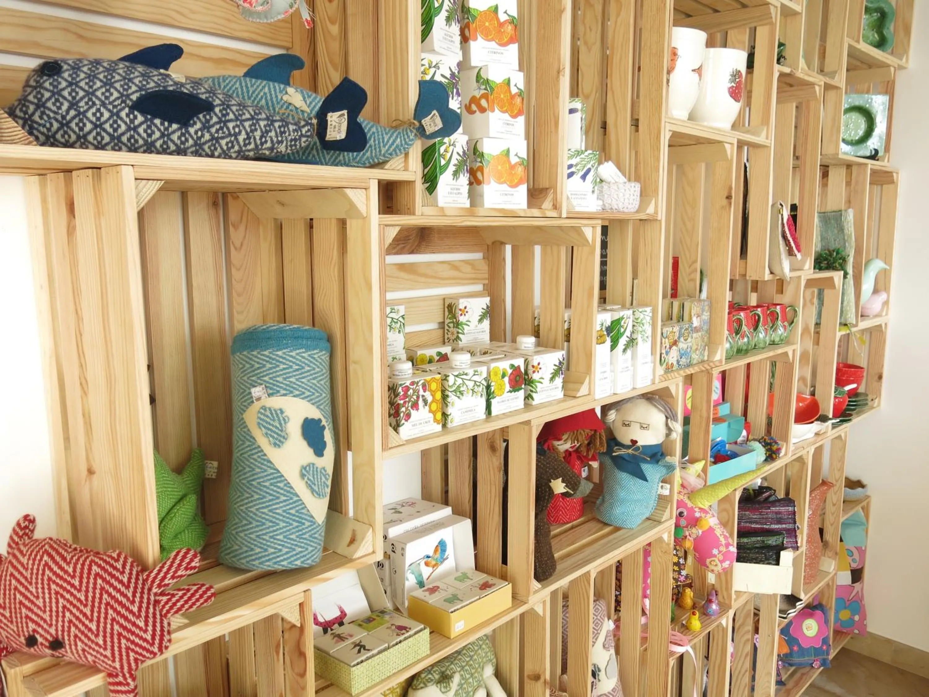 On-site shops in Boutique Hotel Casa do Outeiro - Arts & Crafts