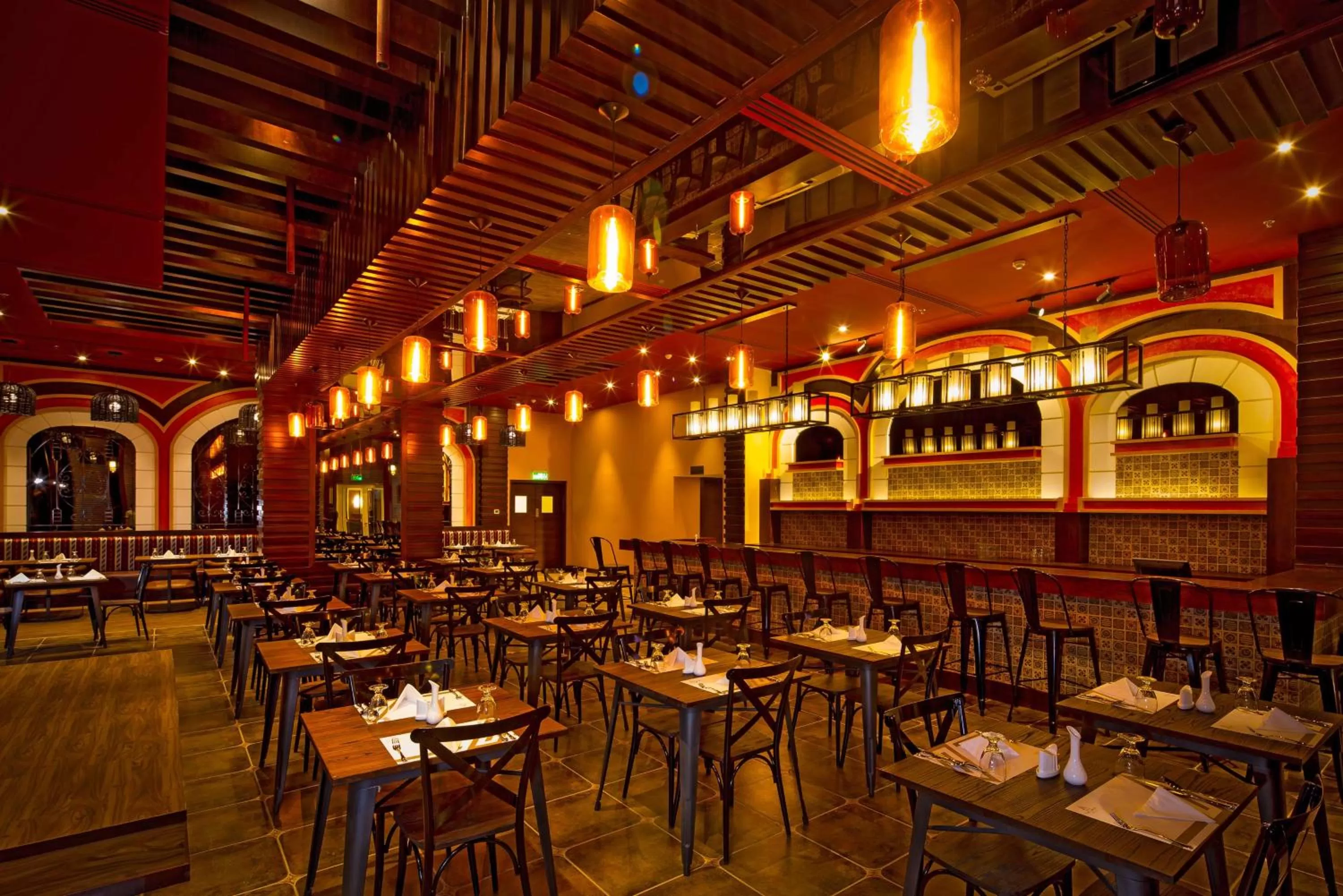 Lounge or bar in Arch Hotel