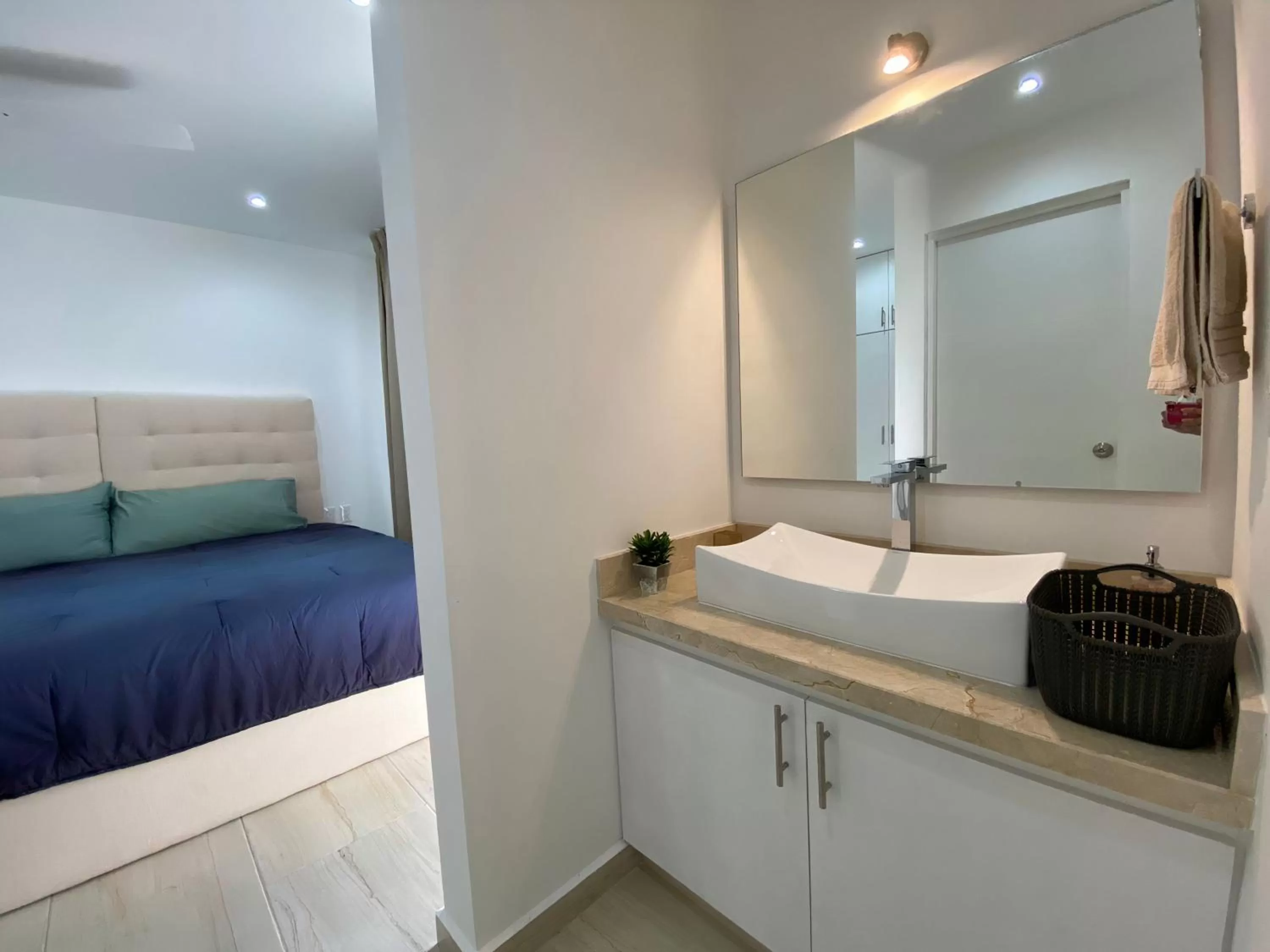 Bathroom in Apartment and Penthouse Blue Luxury Kukulkan Tulum