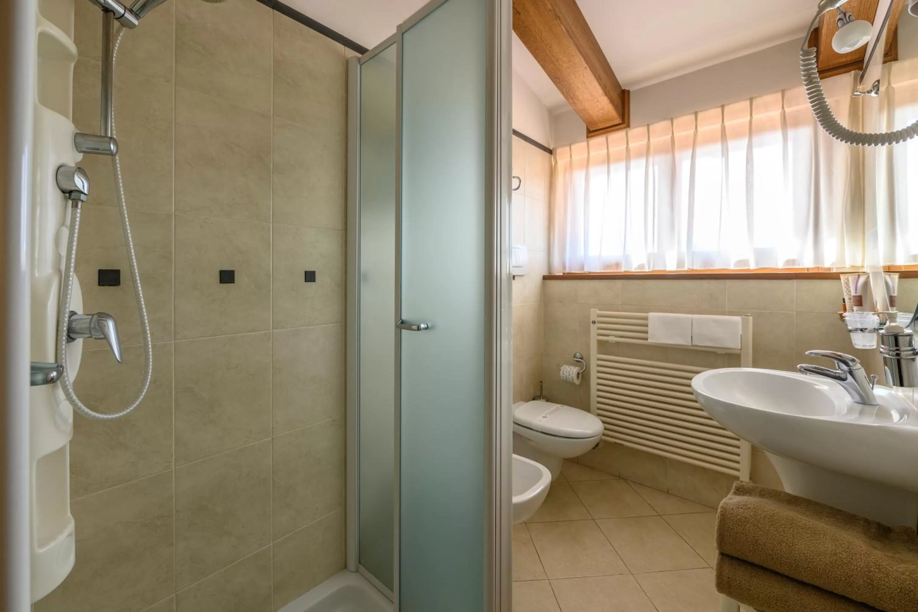 Bathroom in Hotel Rutiliano