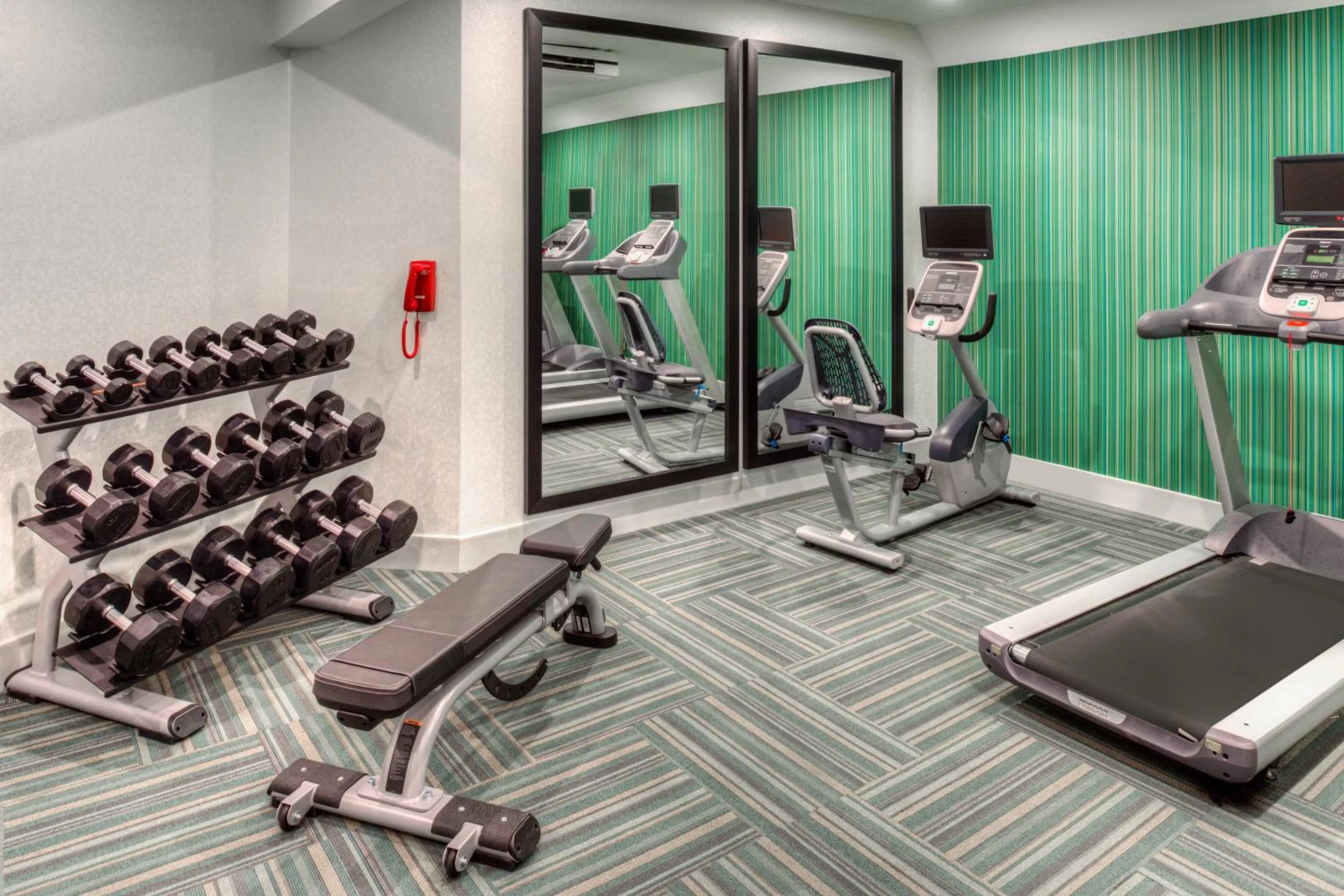 Fitness centre/facilities in Holiday Inn Express Newberg - Wine Country by IHG